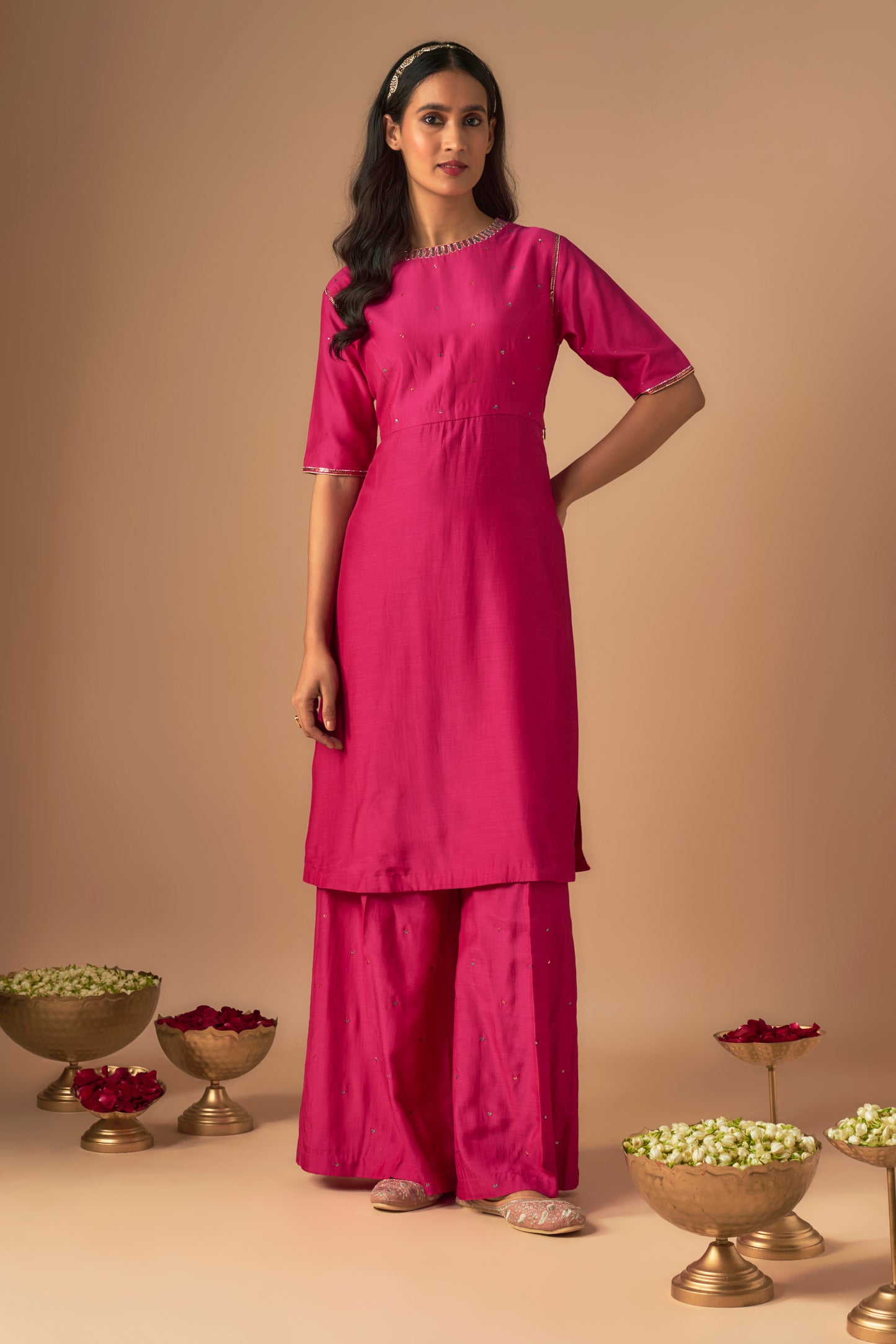 Gulshan Kurta & Sharara set