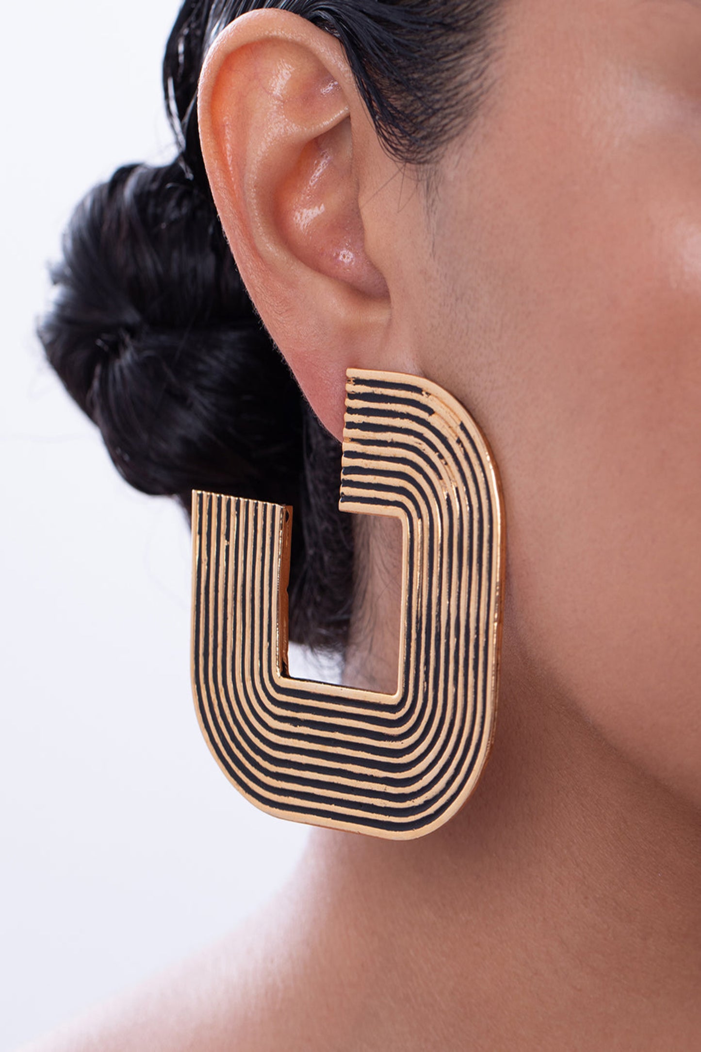 Textured Chunky Open Oval Studs