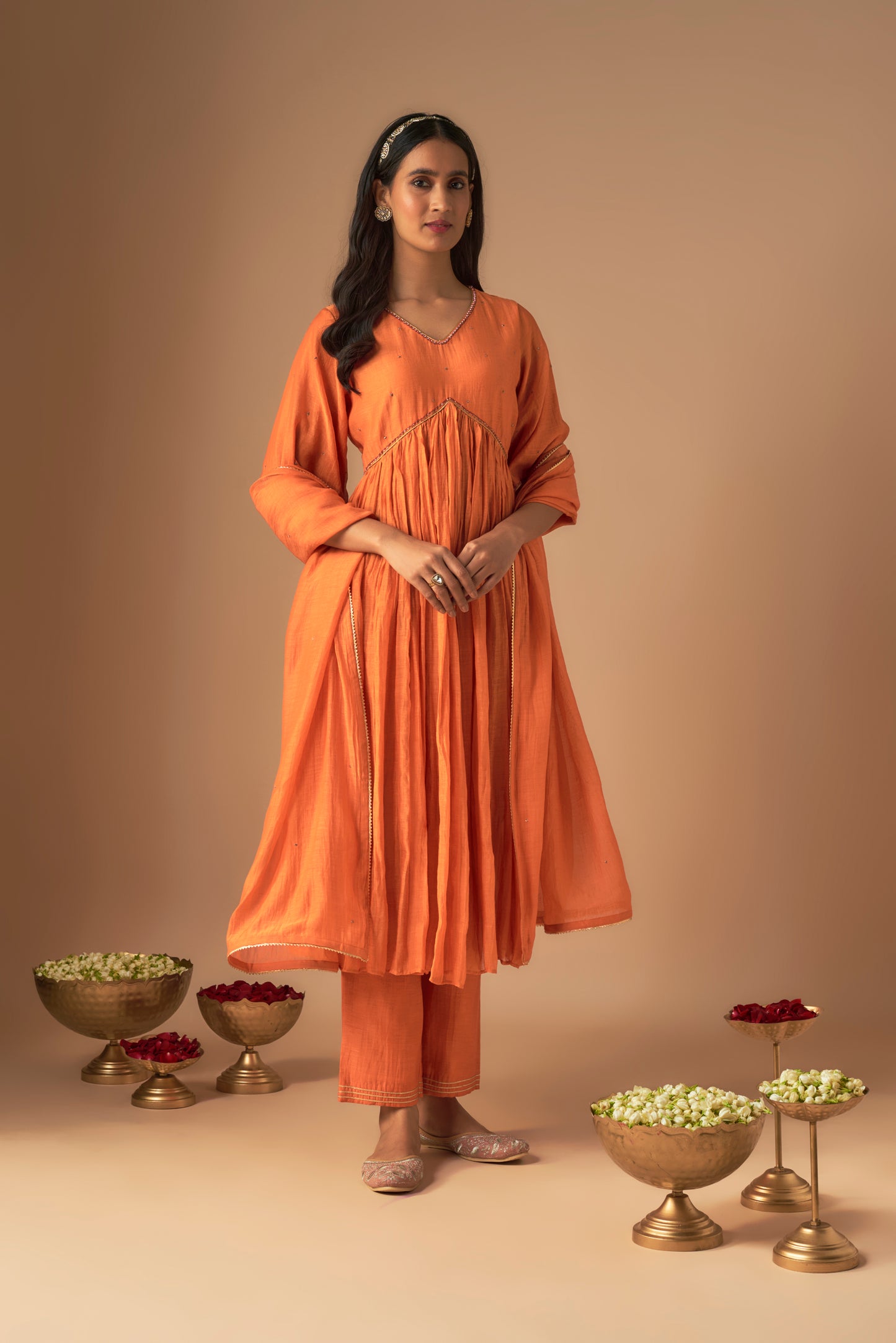 Leher Kediyu Kurta Set