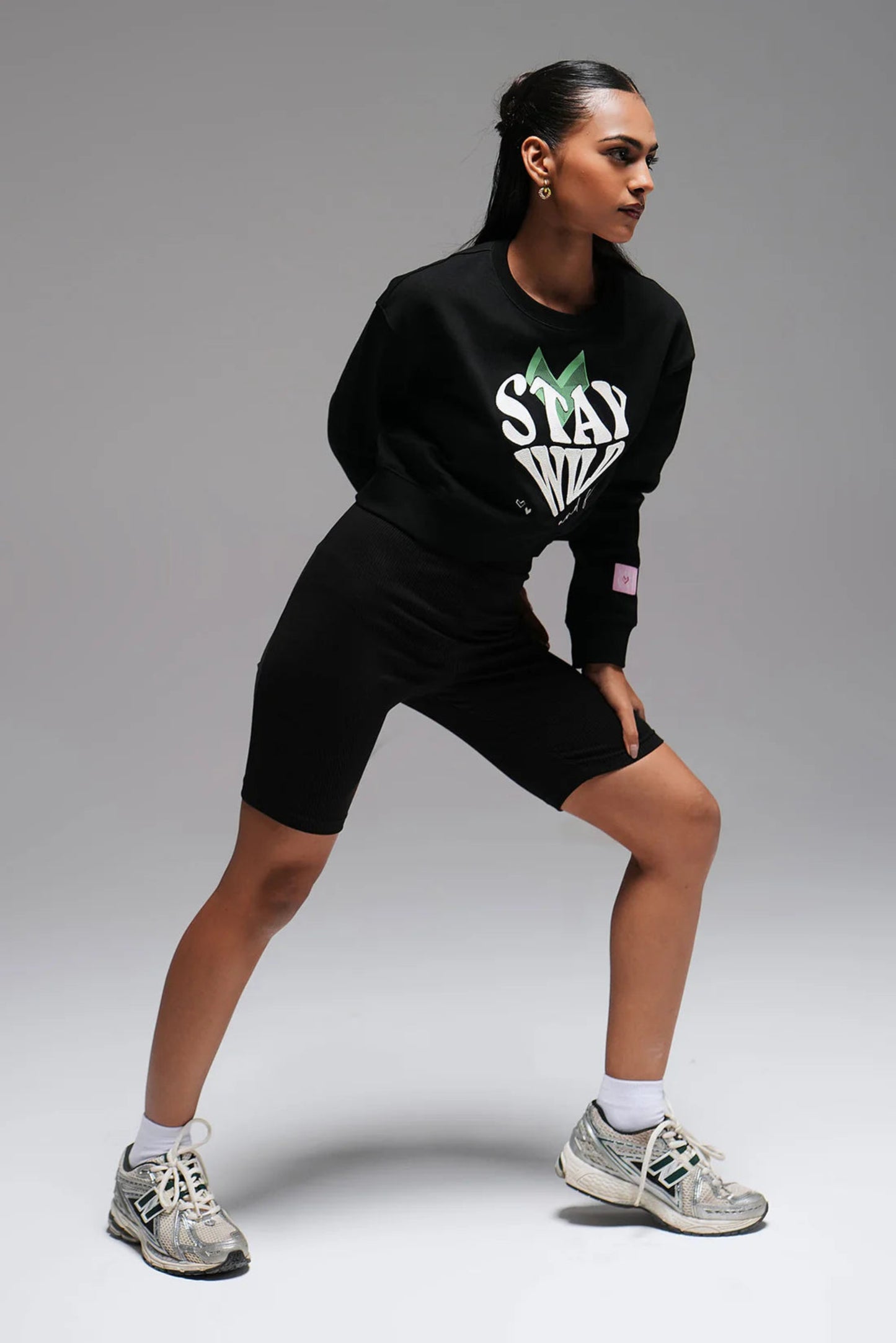 Cropped sweatshirt - black