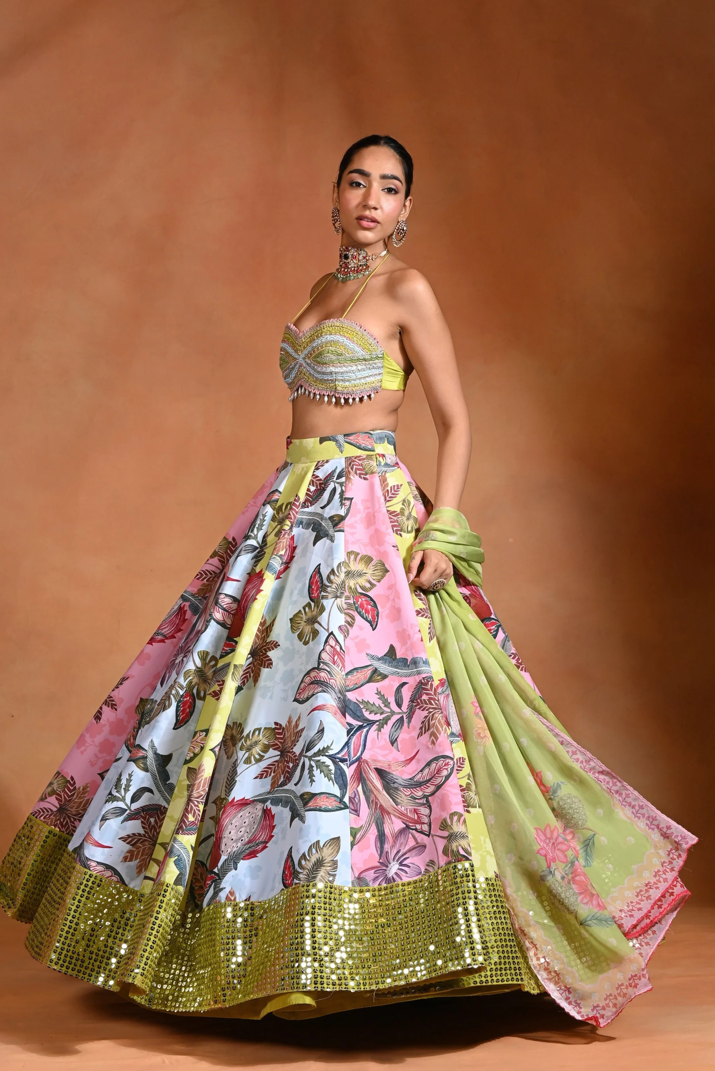 Brat Mosaiq Lehenga