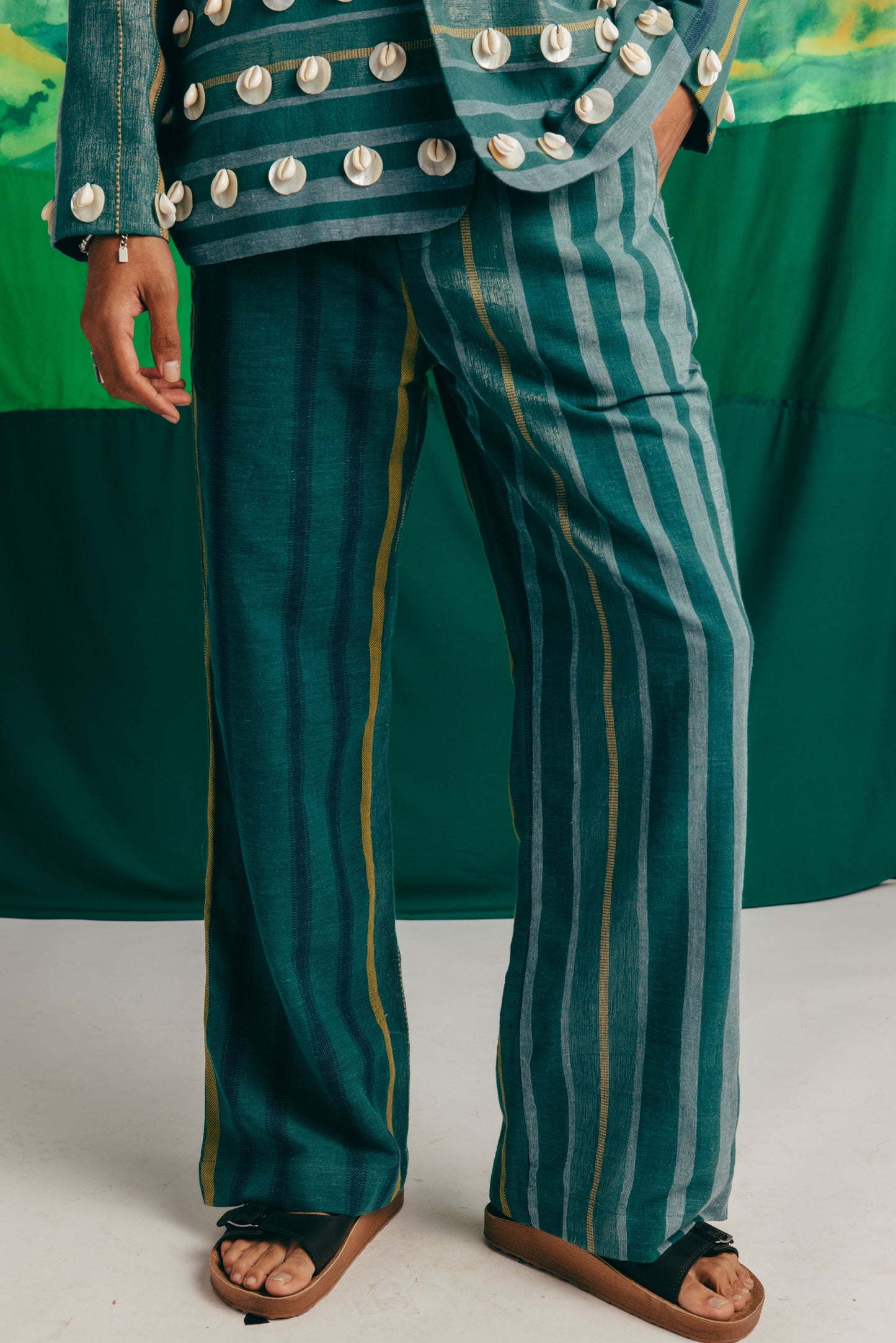 Leher Trouser