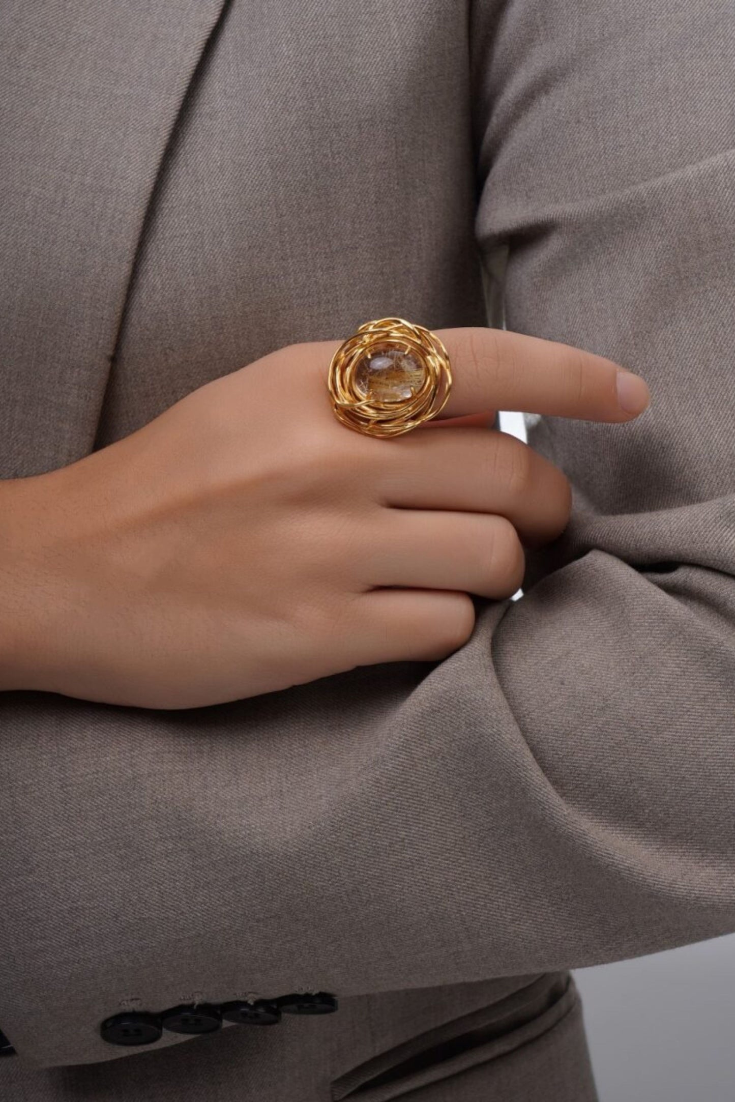 Nido Ring - Golden Rutile