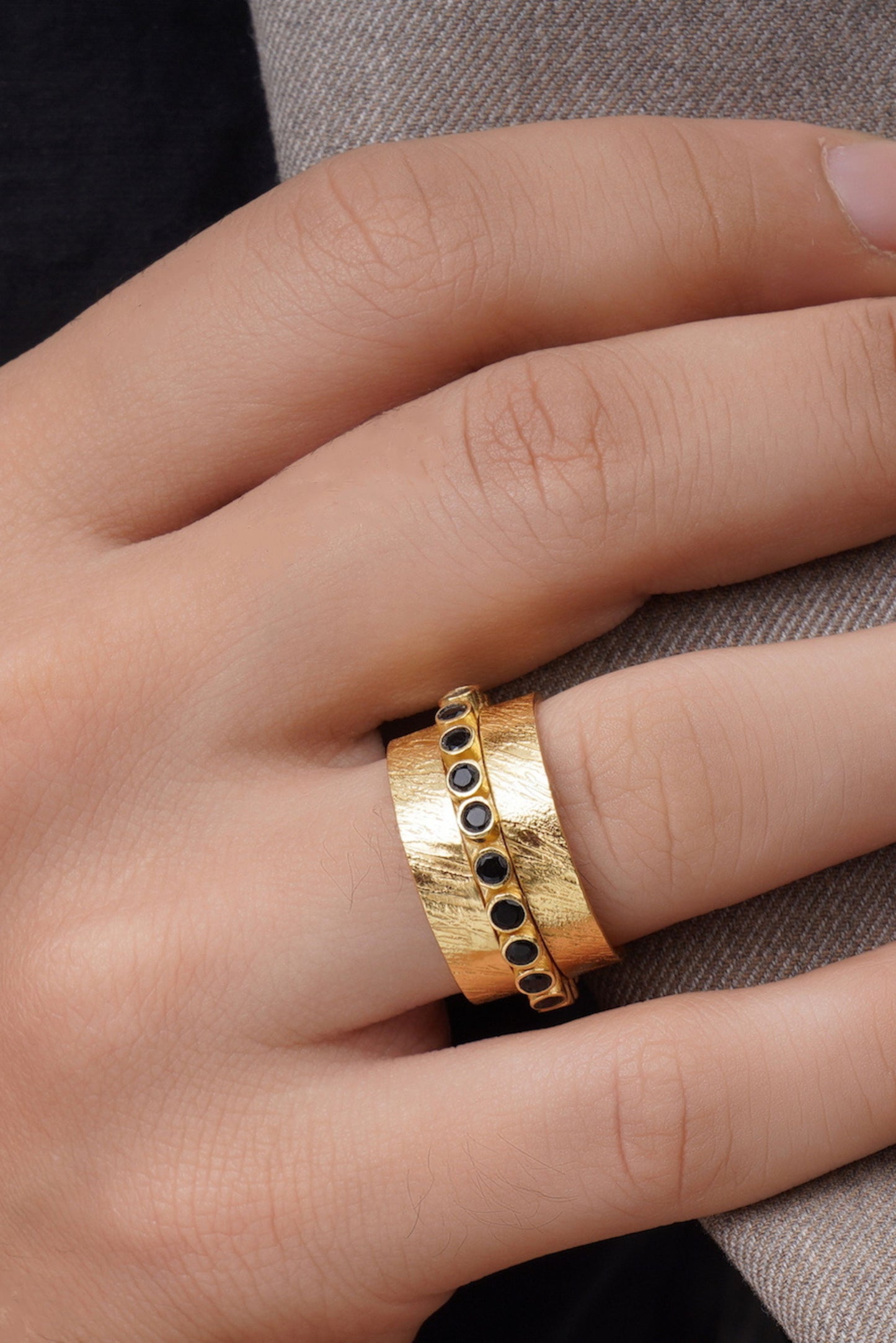 Revolve Ring - Black Onyx