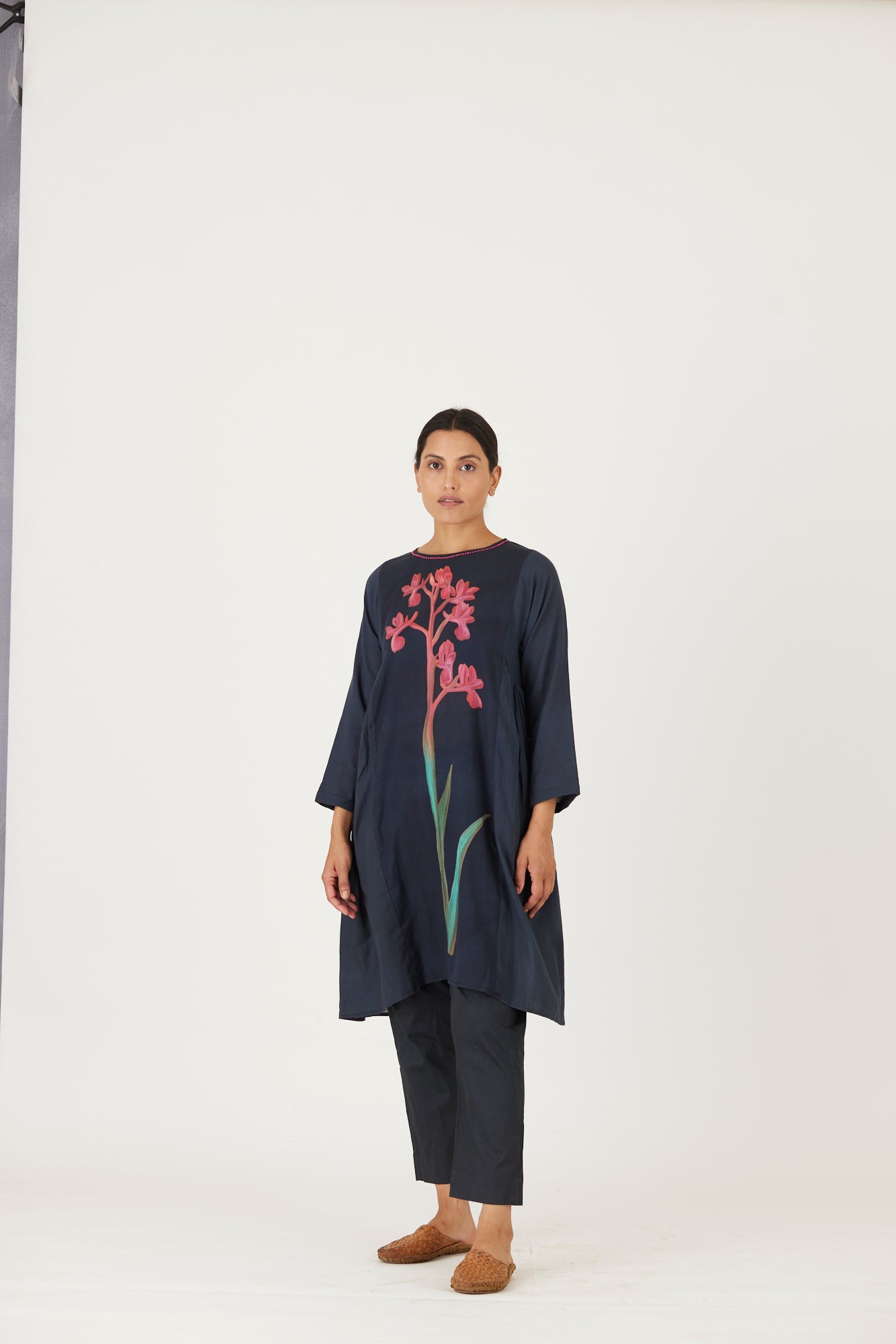 RHEA KURTA SET