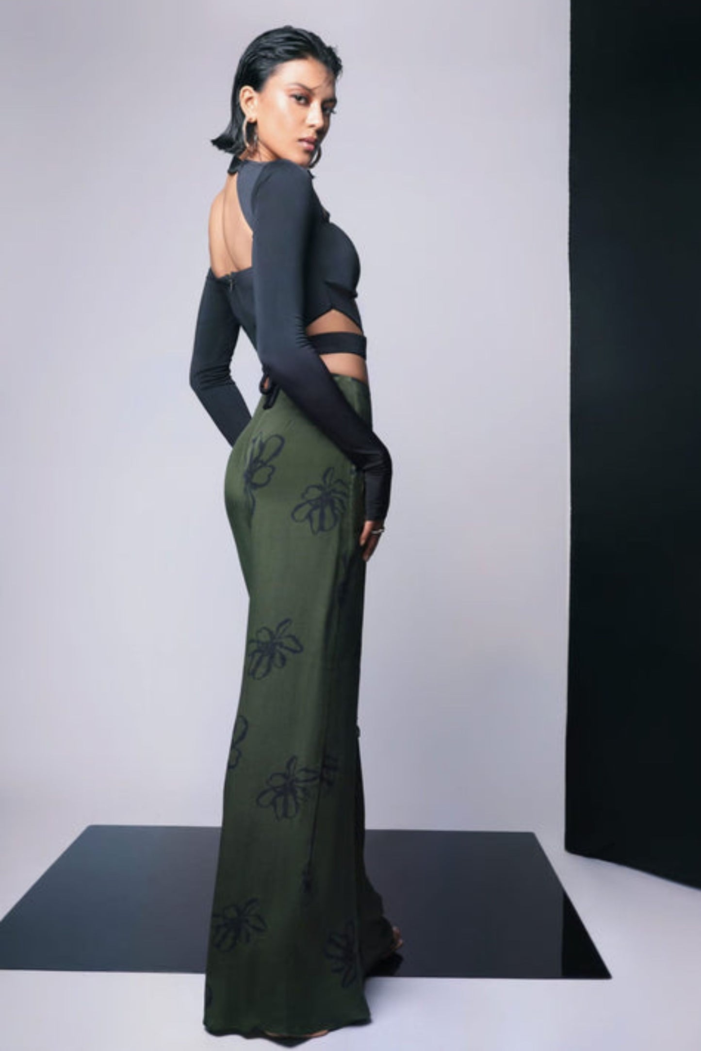 MEDICCI RELAXED FIT PANTS