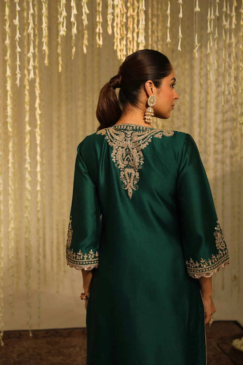 Amayra Short Kurta with Dhoti - Emerald Green