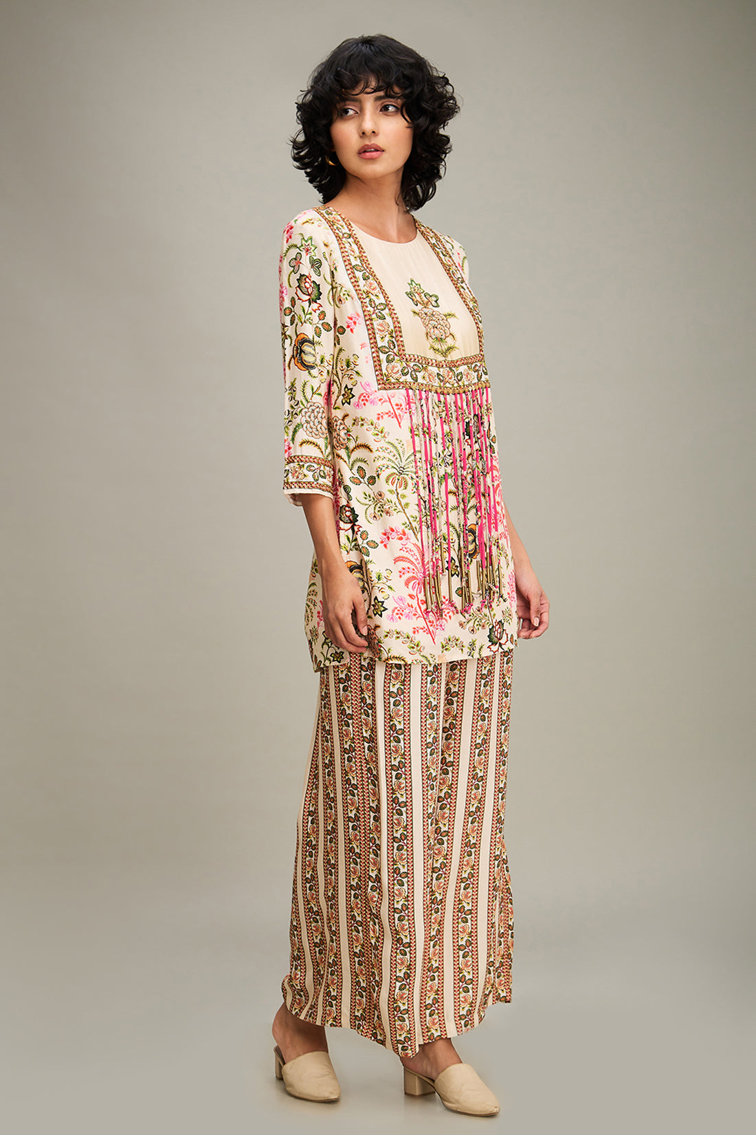 Mehr Embellished Kurta Set - Beige