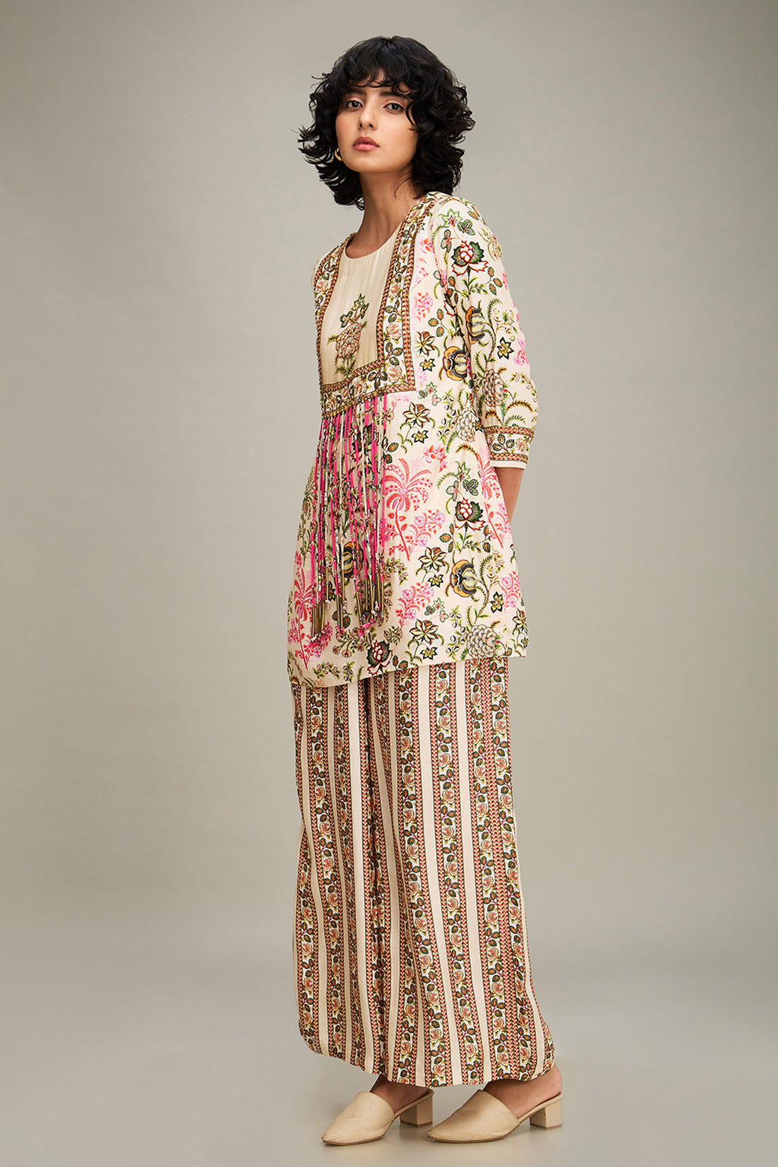 Mehr Embellished Kurta Set - Beige