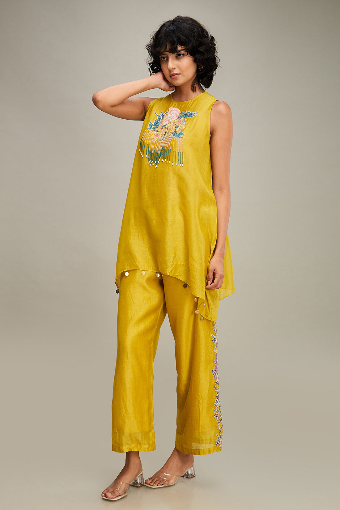 Zinnia Emebllished Kurta set - Yellow