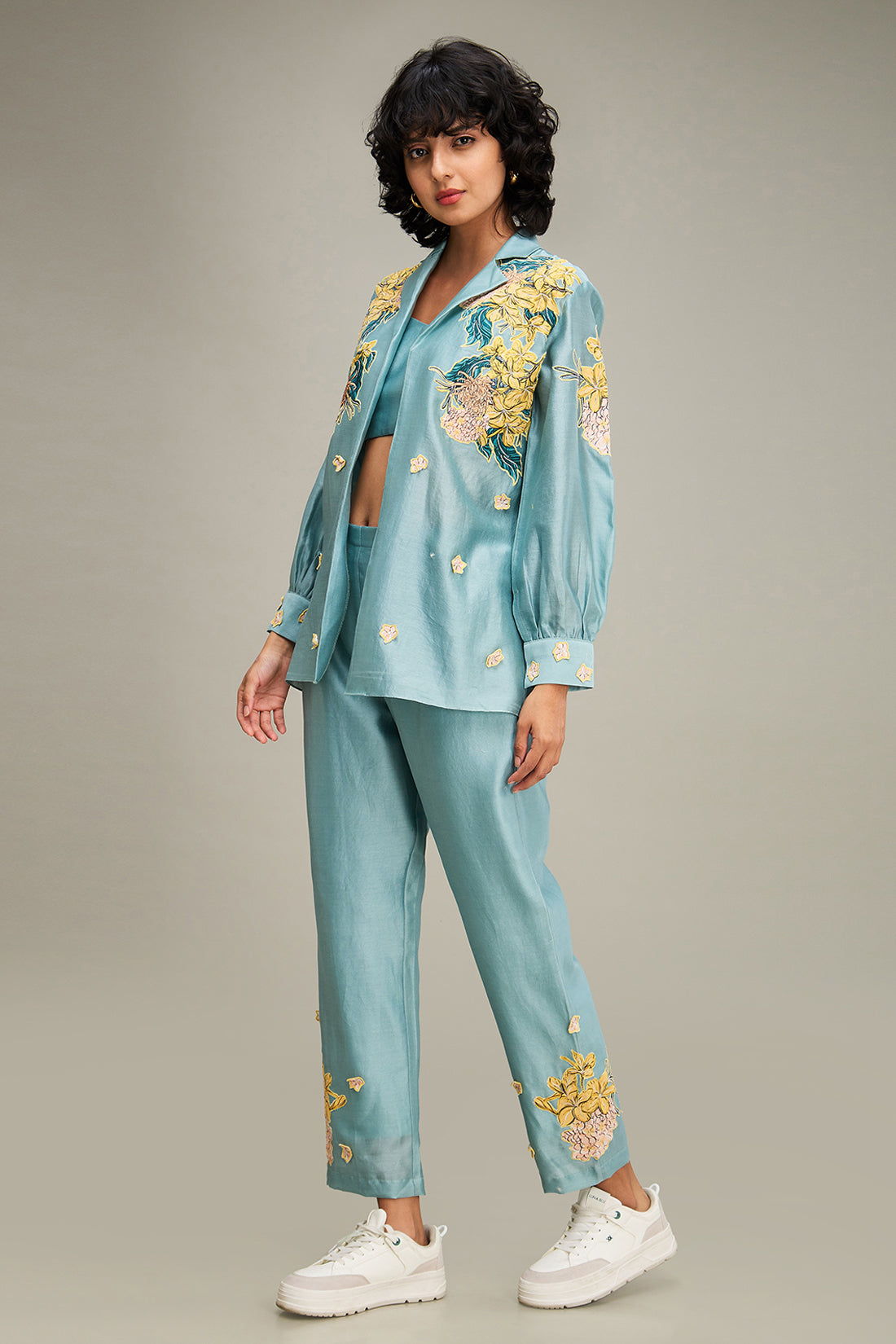 Zinnia Applique Co ord Set With Jacket - Blue