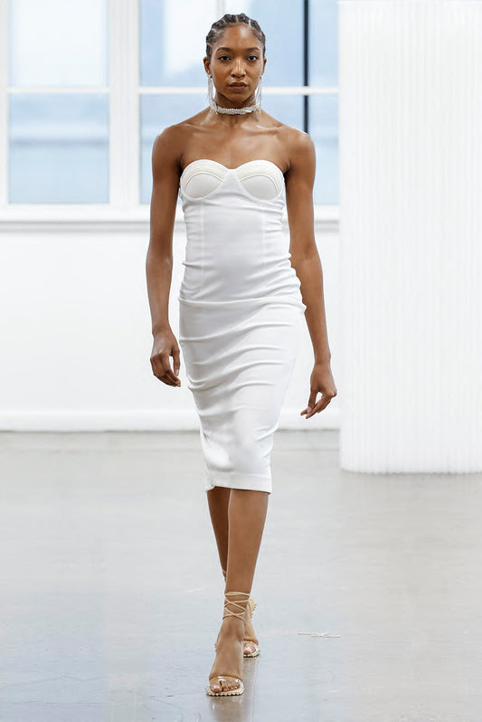 STRAPLESS SUPERMODEL DRESS