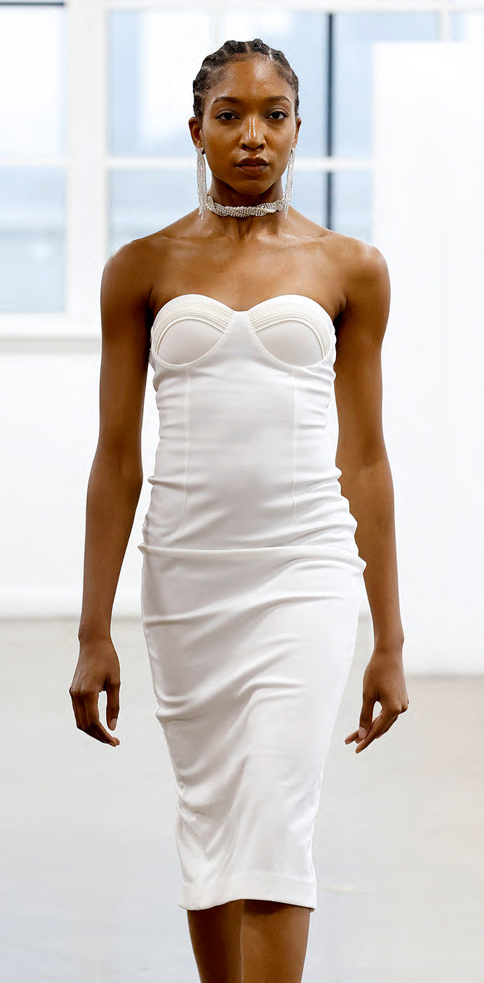 STRAPLESS SUPERMODEL DRESS