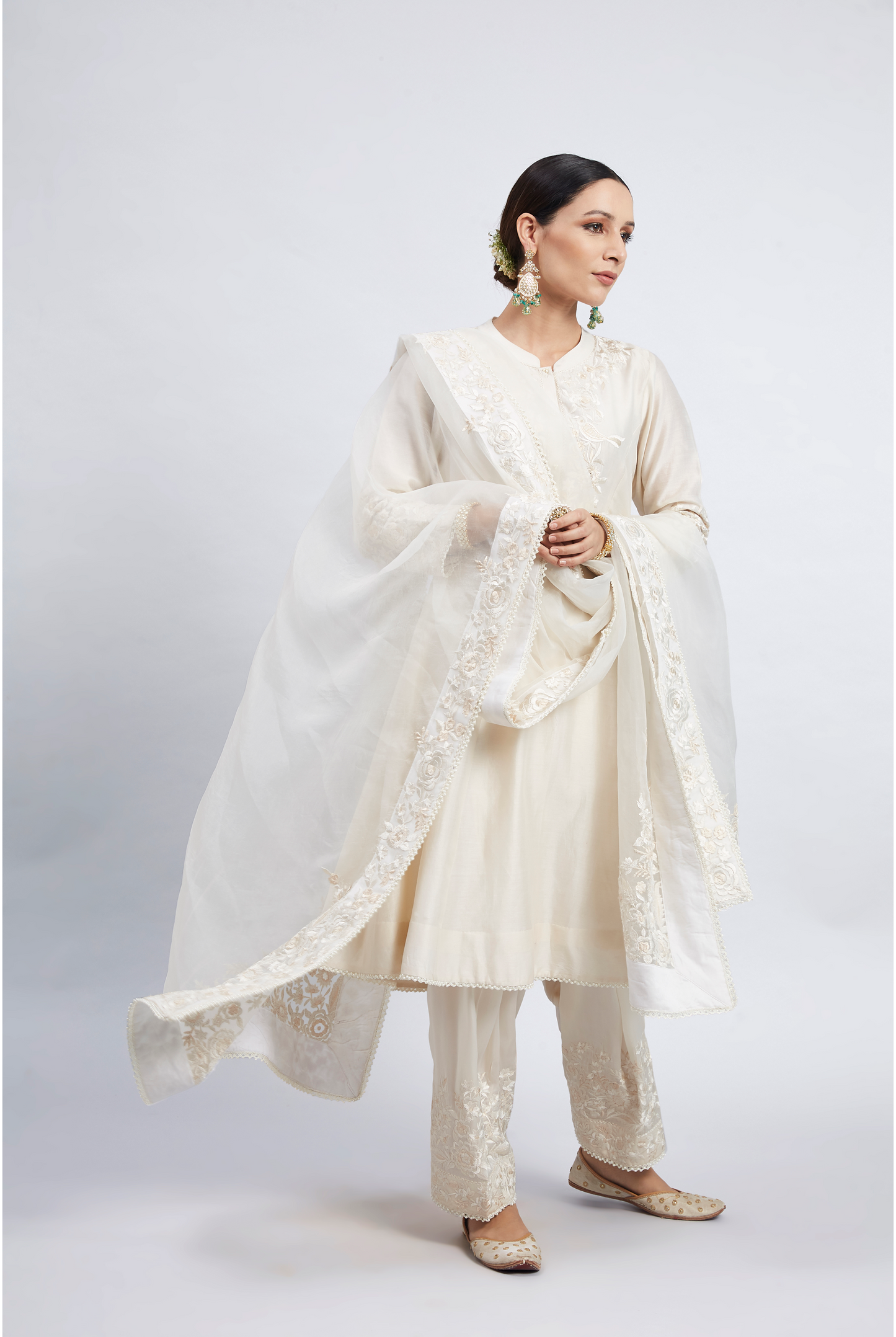 Kaina Pure Chanderi Silk Parsi Gara Embroidered Ensemble - Daisy Ivory