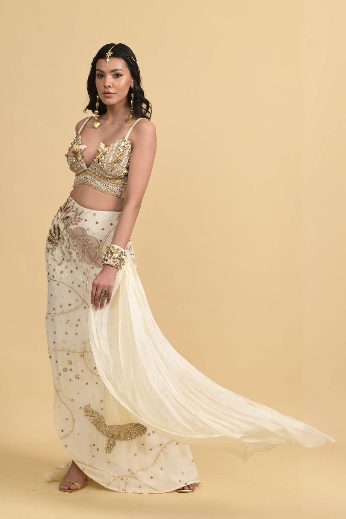 Mehbooba Ivory Set