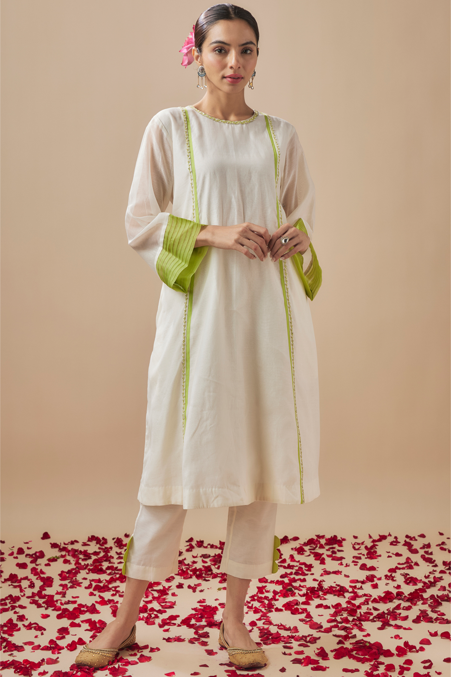 Ishvai Kurta Set