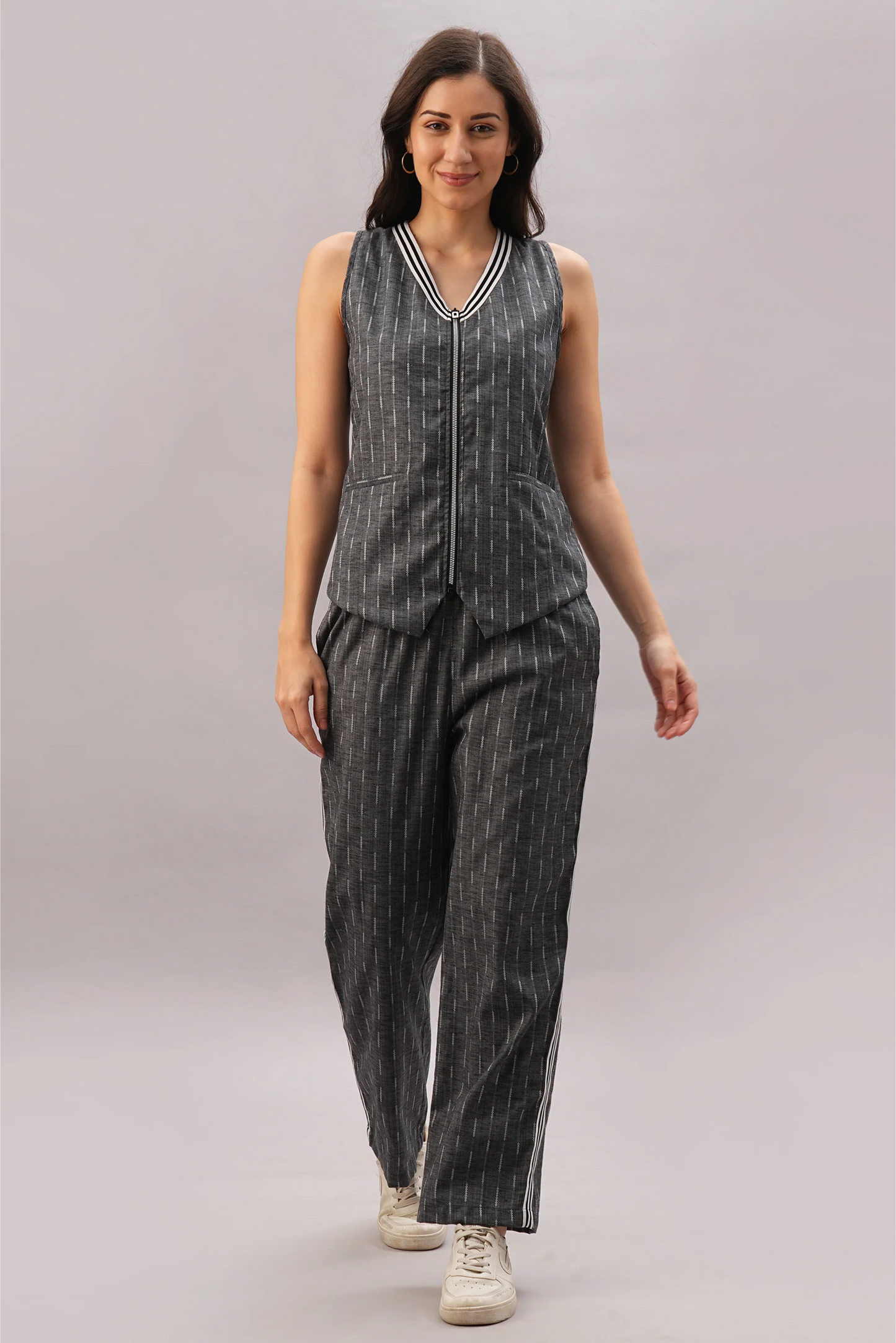 GREY STRIPES SLEEVELESS SET