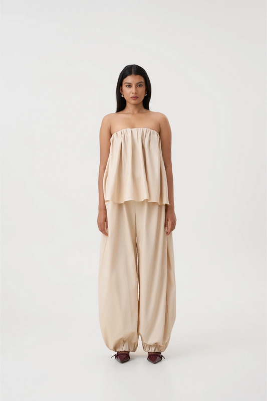 VERA GATHERED TOP - BEIGE