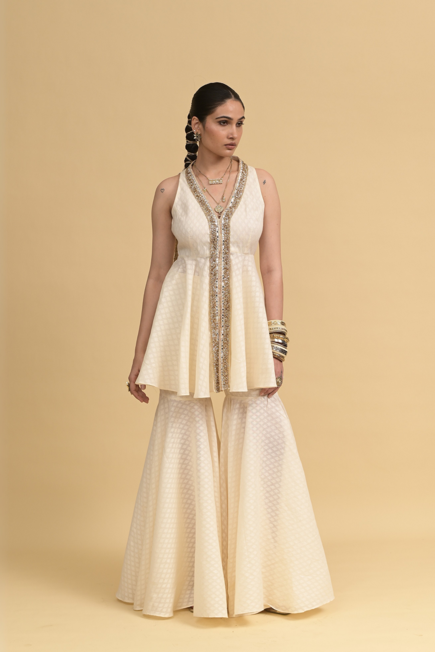 Ivory Mingle