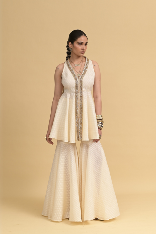 Ivory Mingle