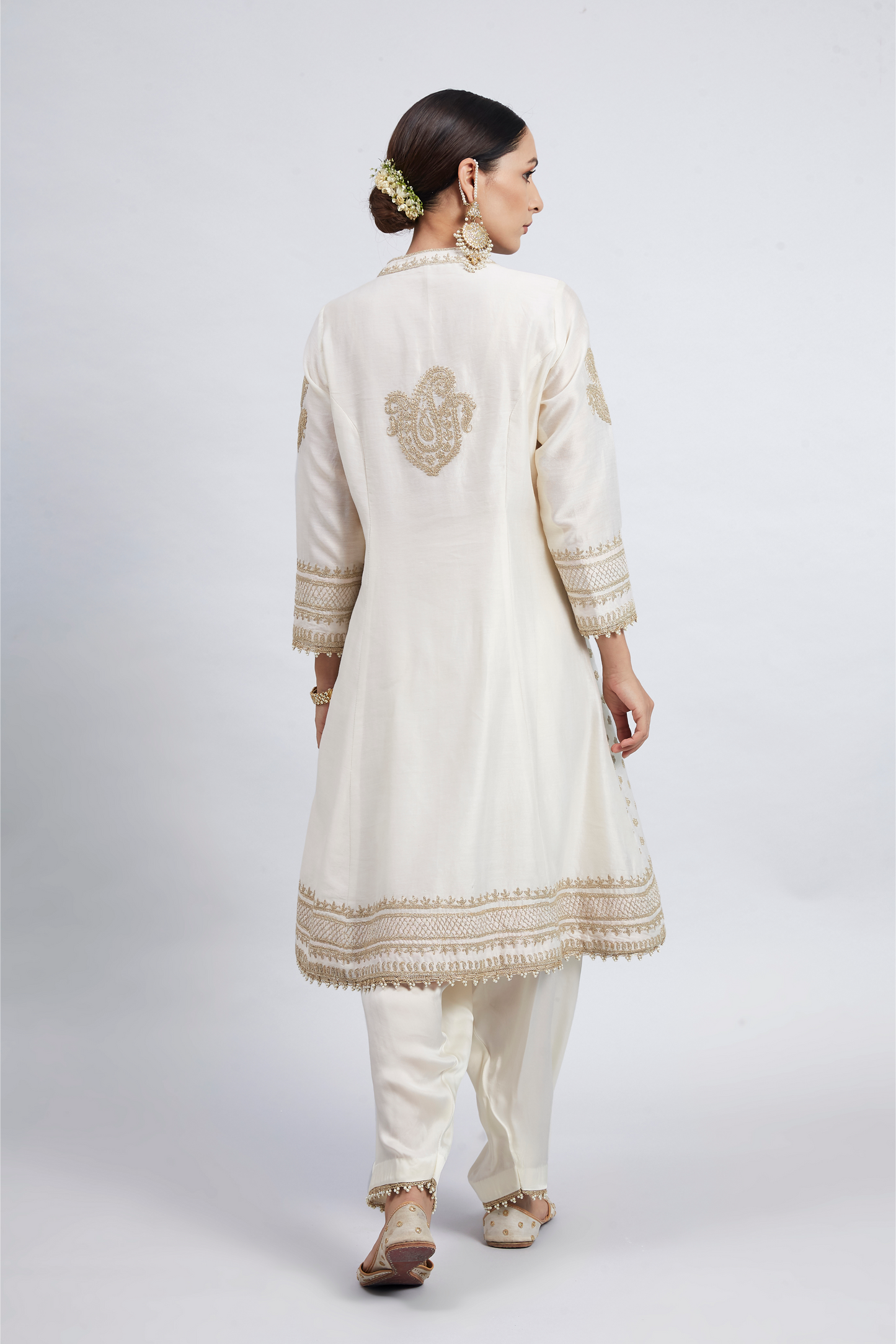 Naazira Tilla Embroidered Kurta Set - Daisy Ivory