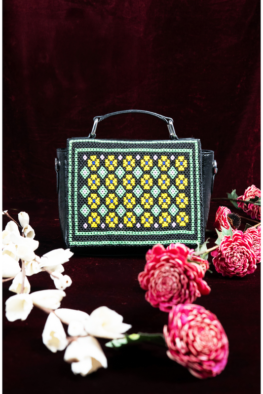 Dhara dawn beadwork purse