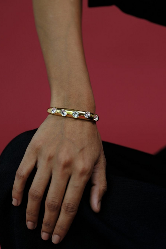 The Hold Bracelet - Golden