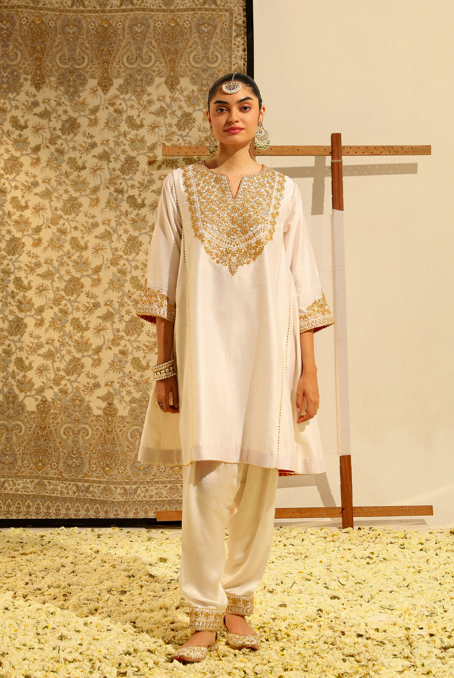 Shaheen Hand Embroidered Short Chauga with Salwar - Daisy Ivory