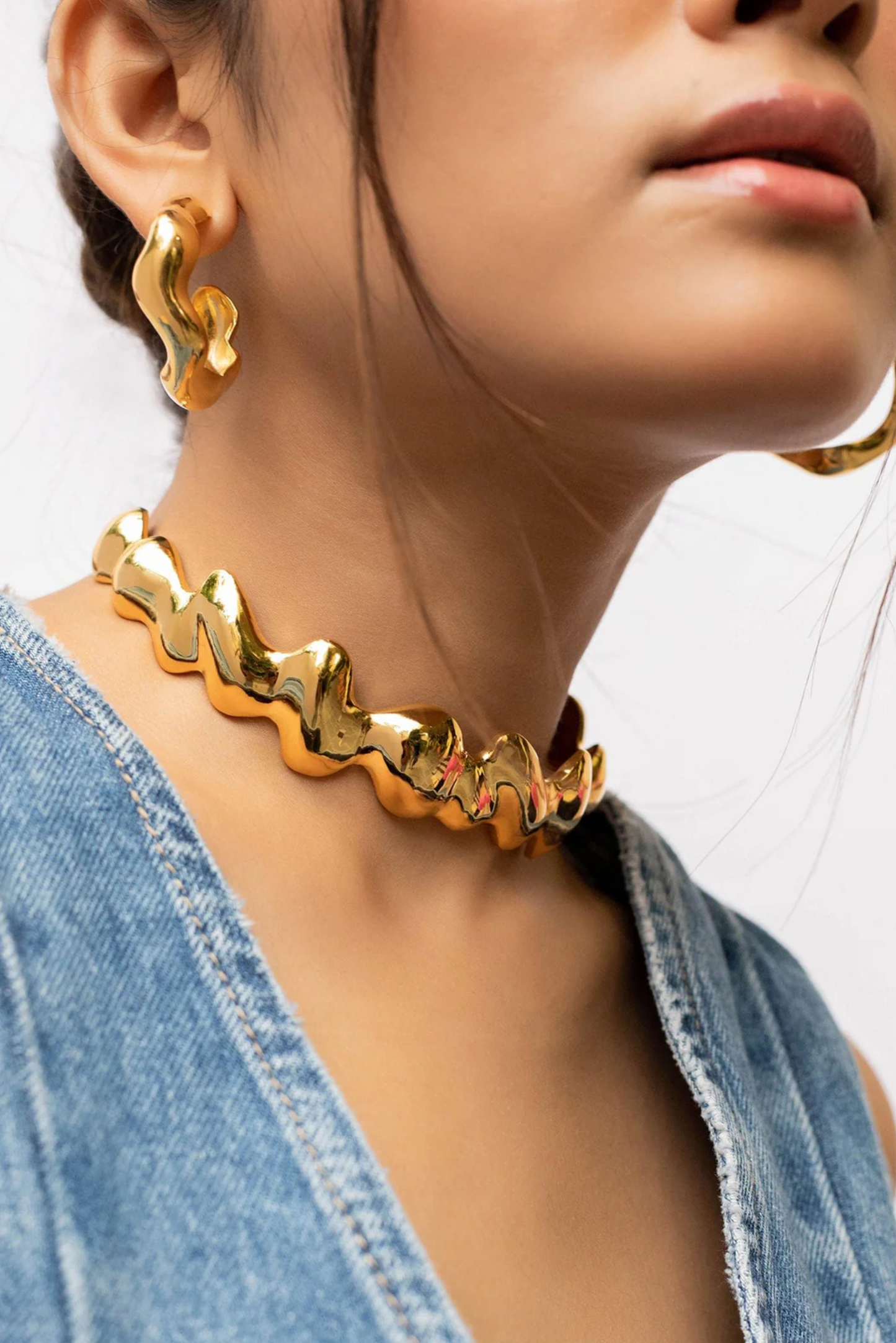 Ella Choker (Single pc)