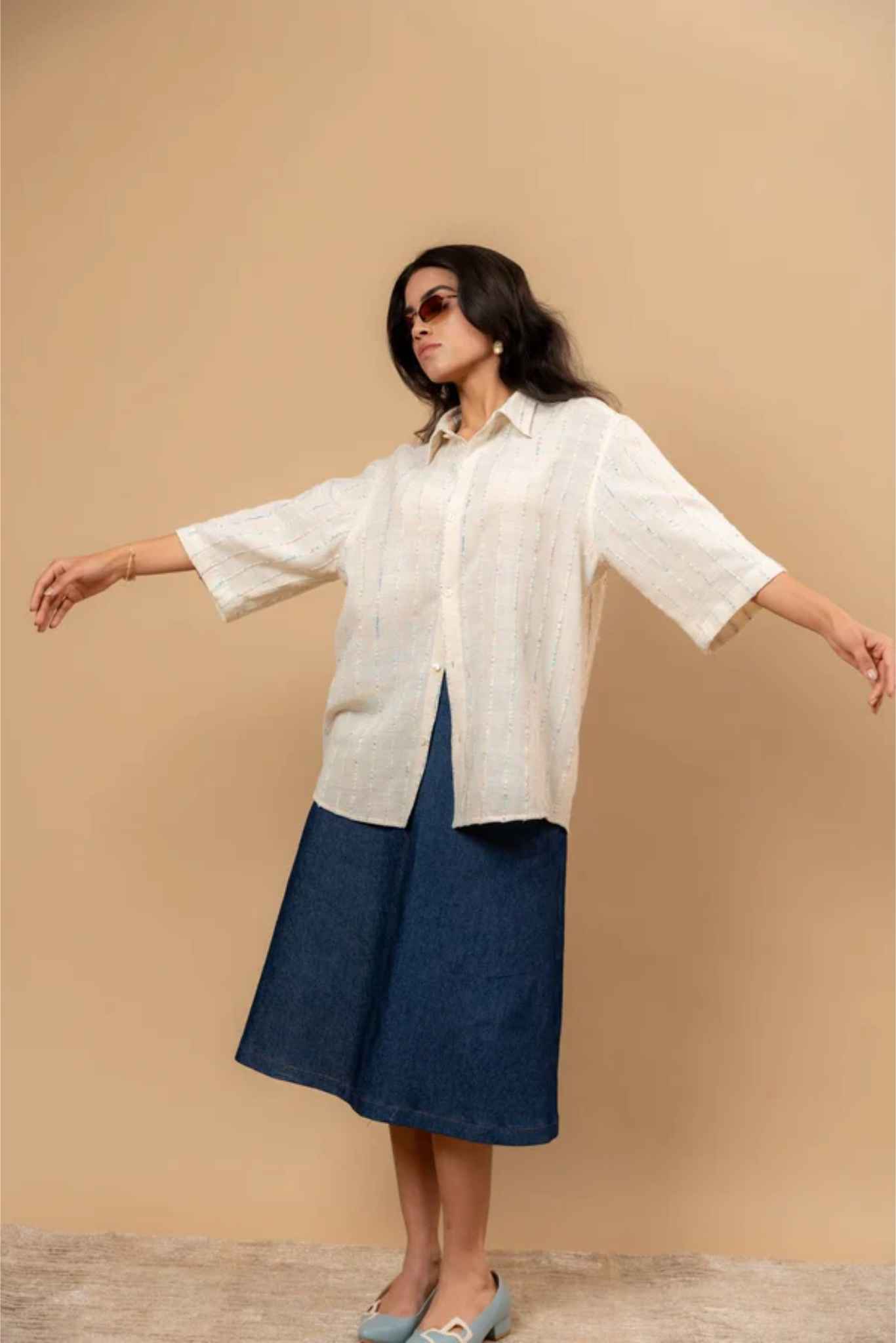 VIVIANNE UNISEX SHIRT