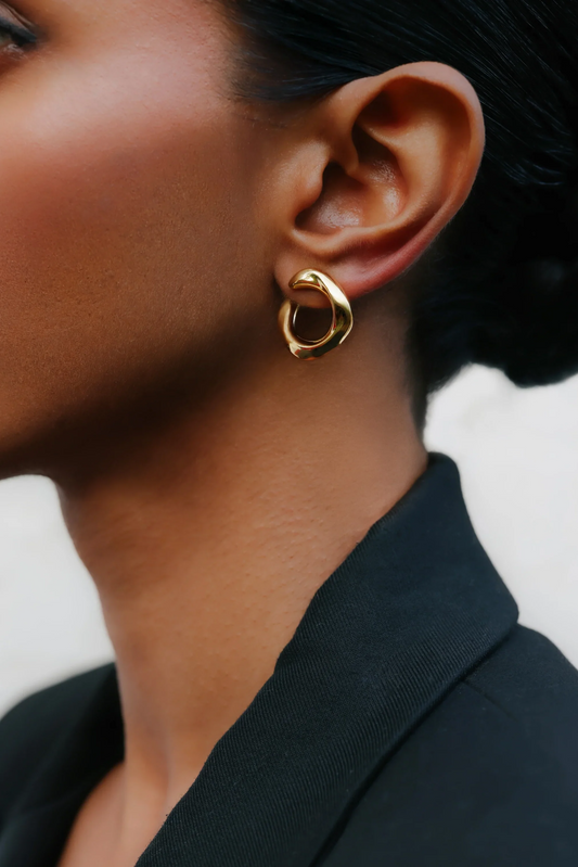 Squircle Orange Peel Stud In Gold Vermeil