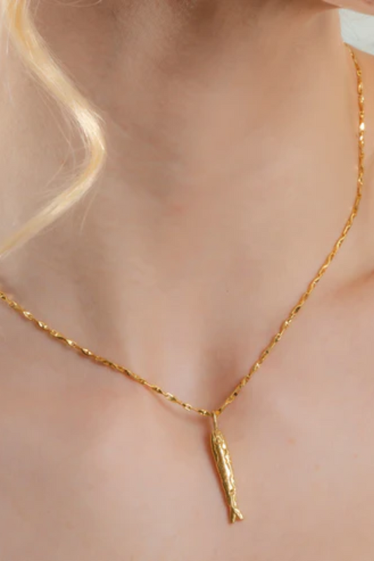 Pratapgari Textured Fish Charm Necklace