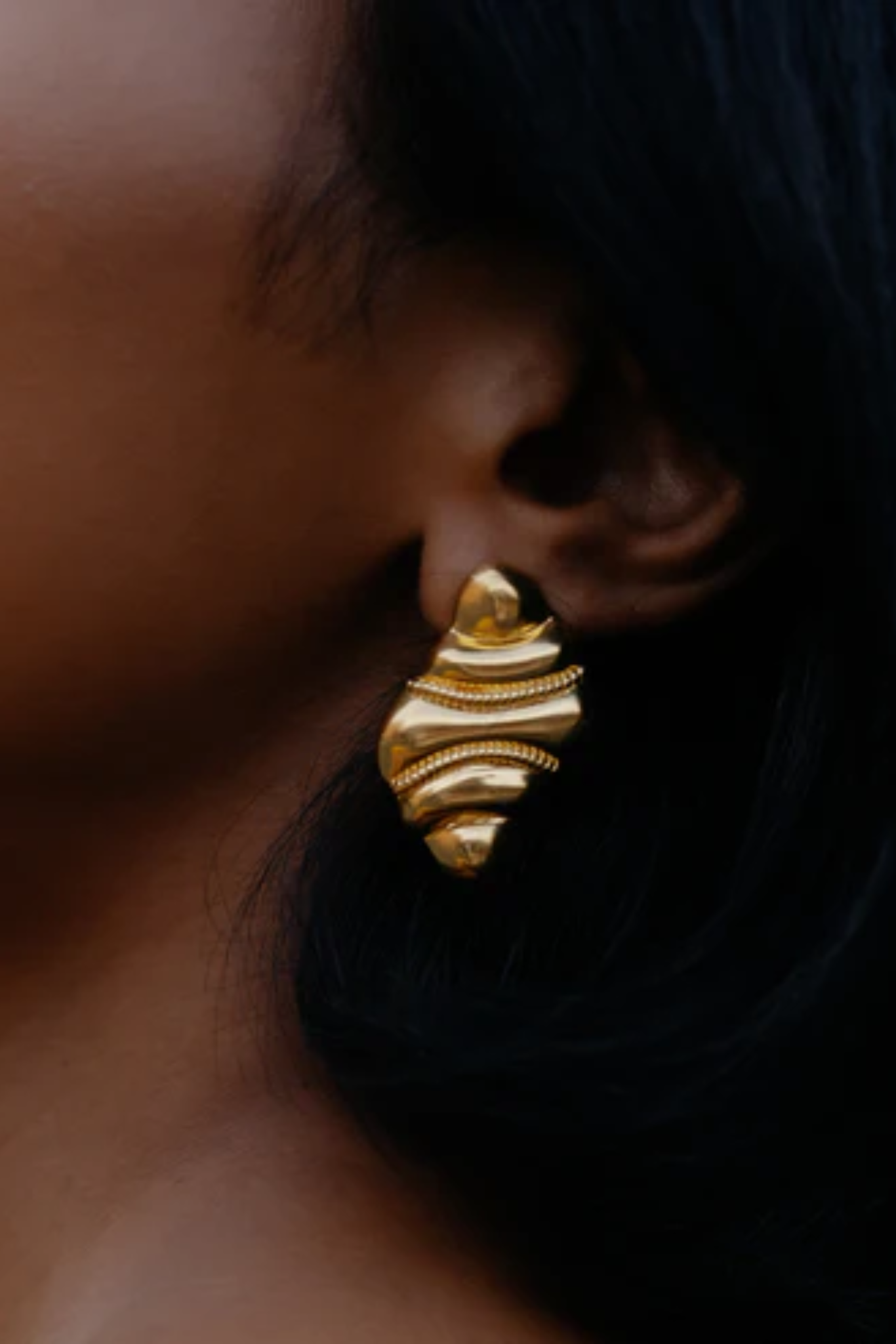 Vintage Shell Earrings