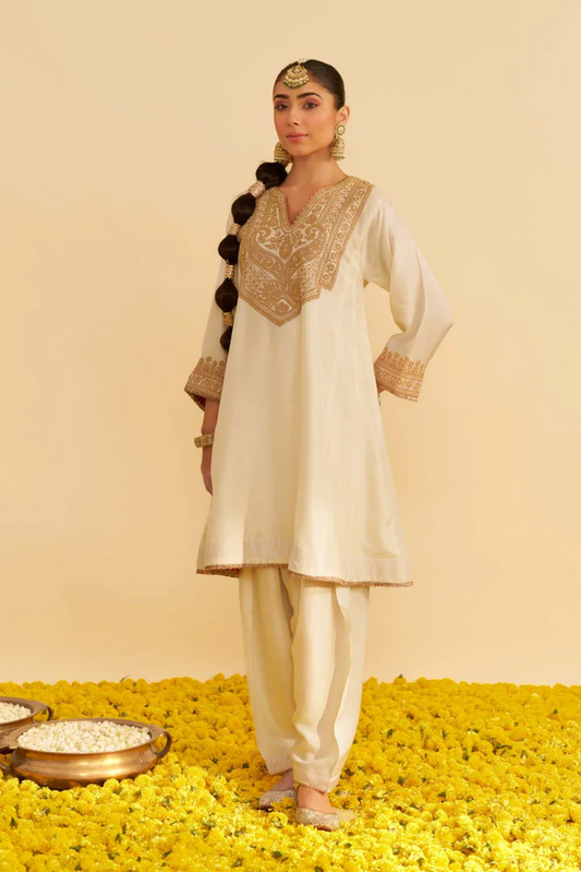 Mehza - Daisy Ivory Short Chauga With Salwar