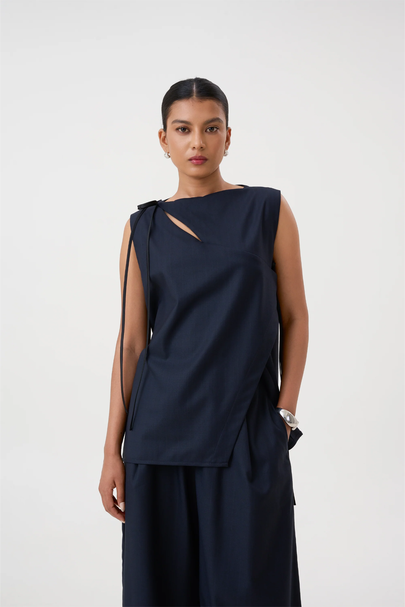 IRA ANGRAKHA TOP - NAVY