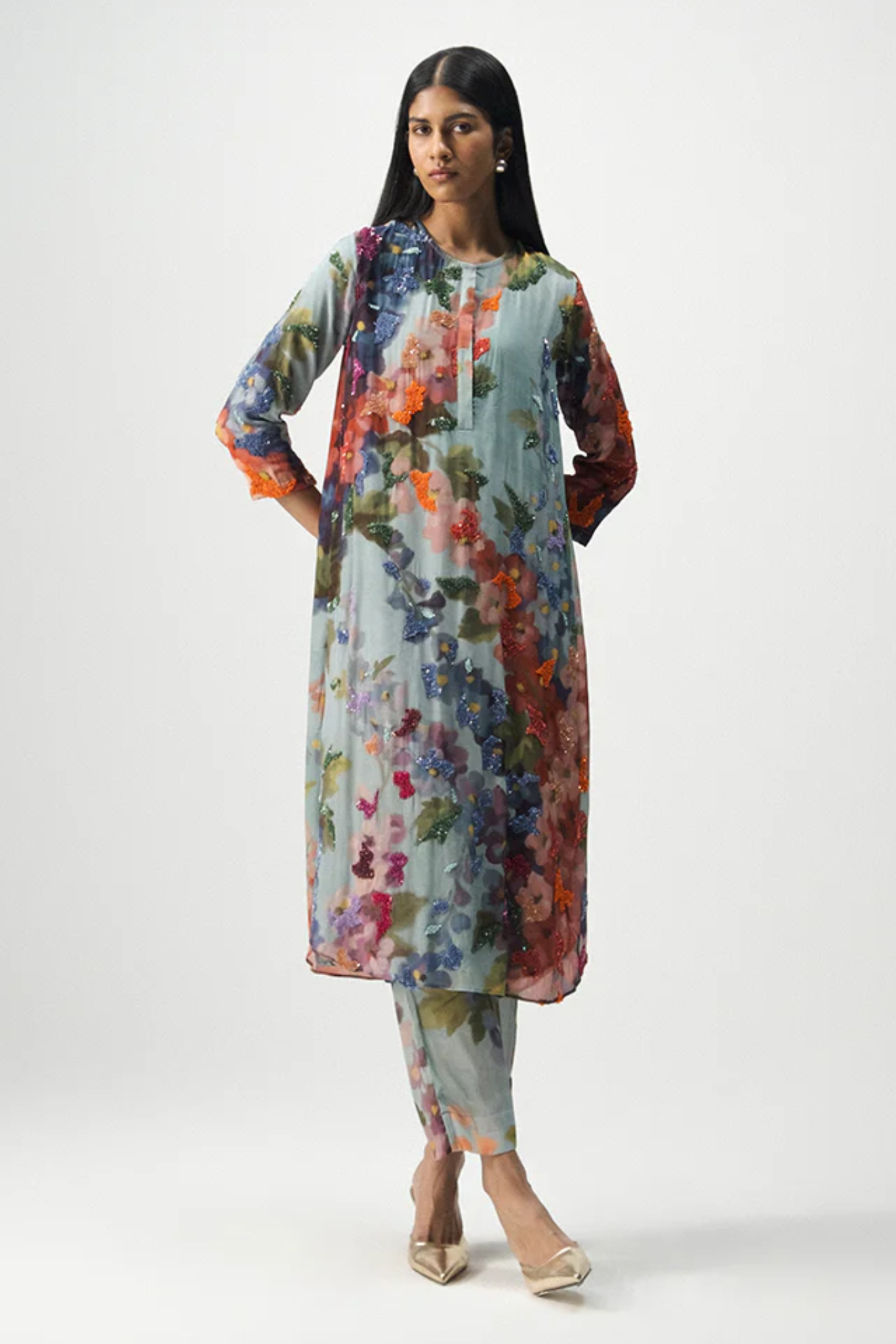 DARLINGTON LONG EMBROIDERED KURTA SET