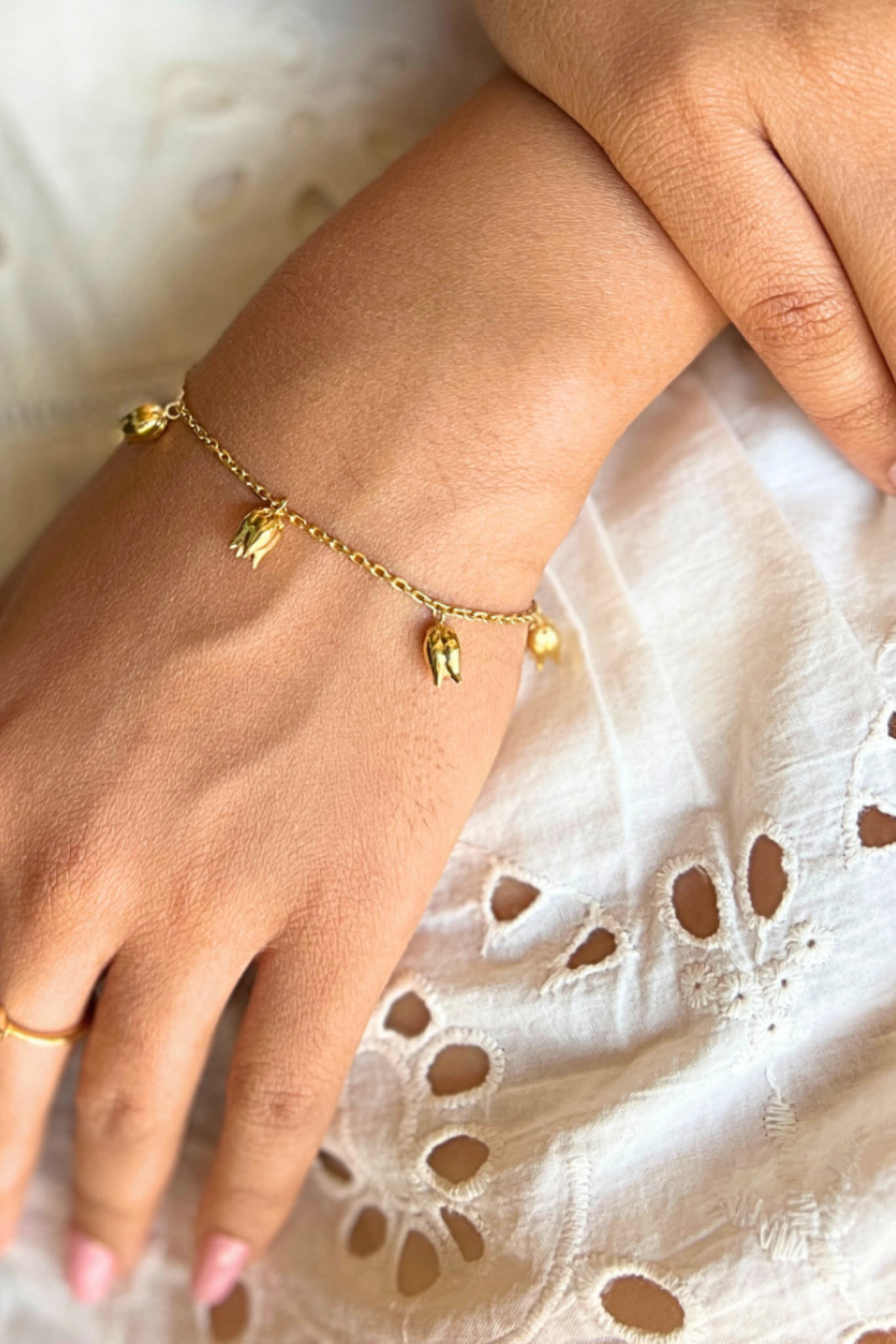 Tulip Dangler Bracelet