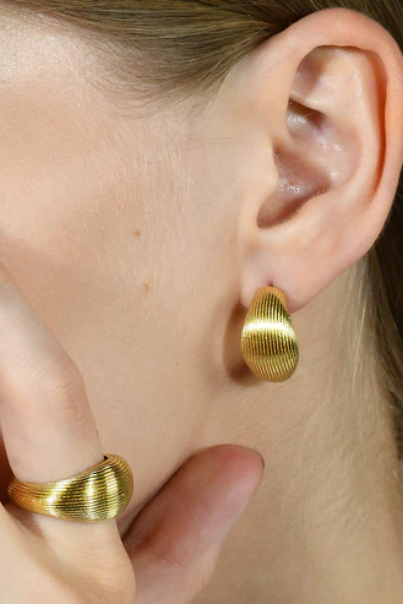 Pratapgari Striated Mini Hoops