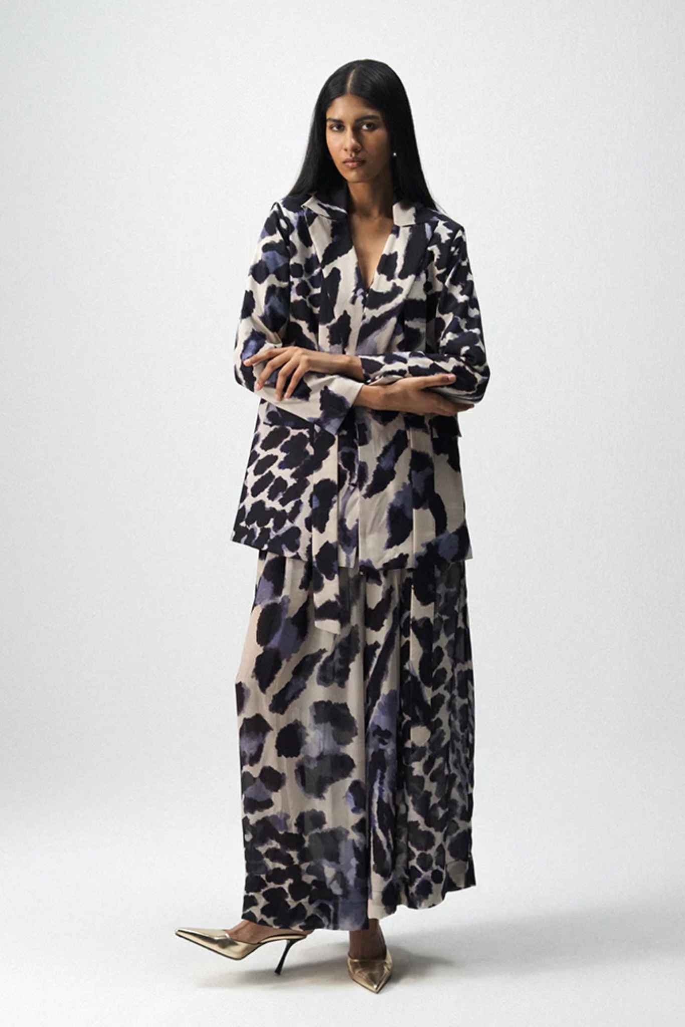 SAMBURU BLAZER & PANTS SET