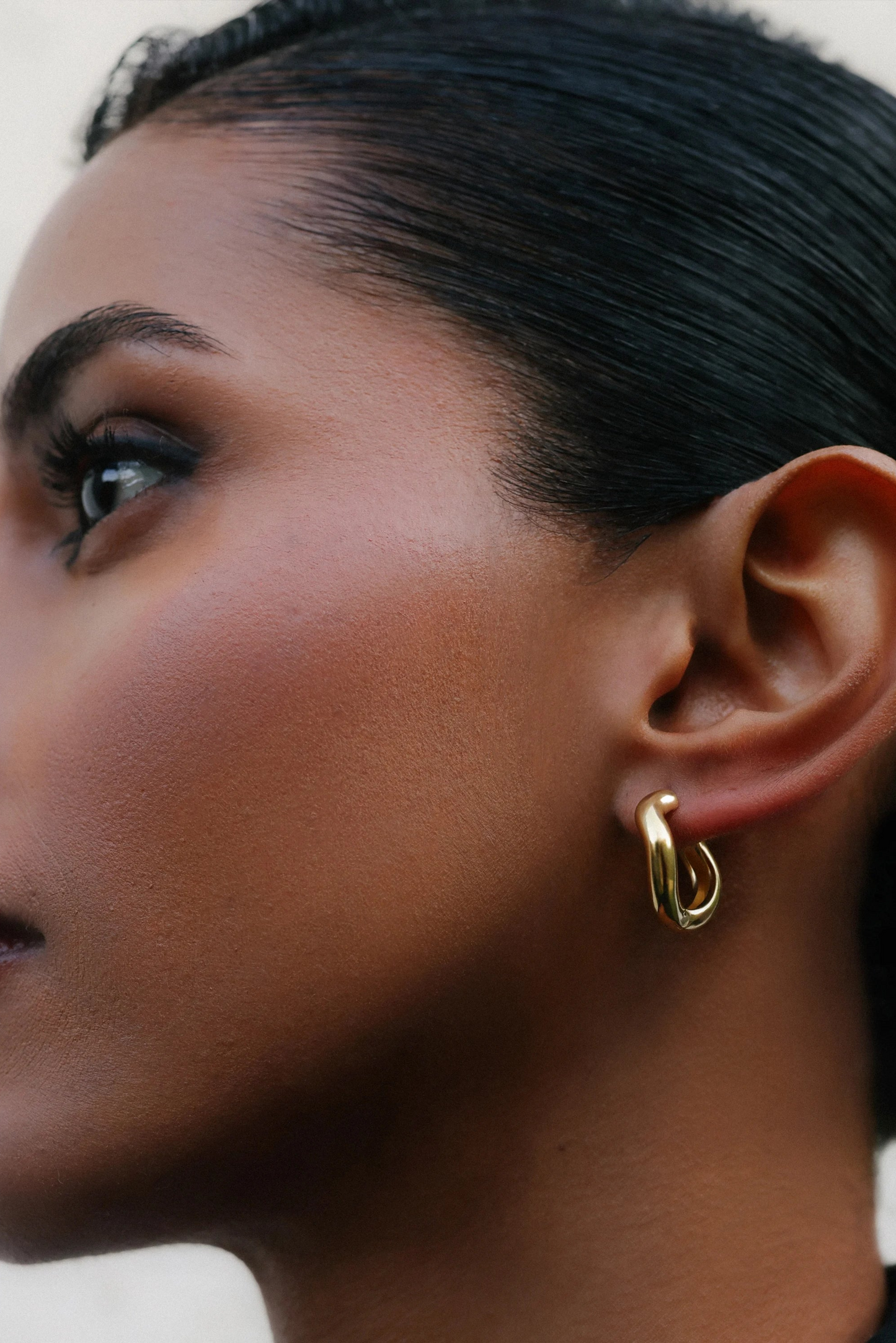 Essentia Athena Hoops Medium
