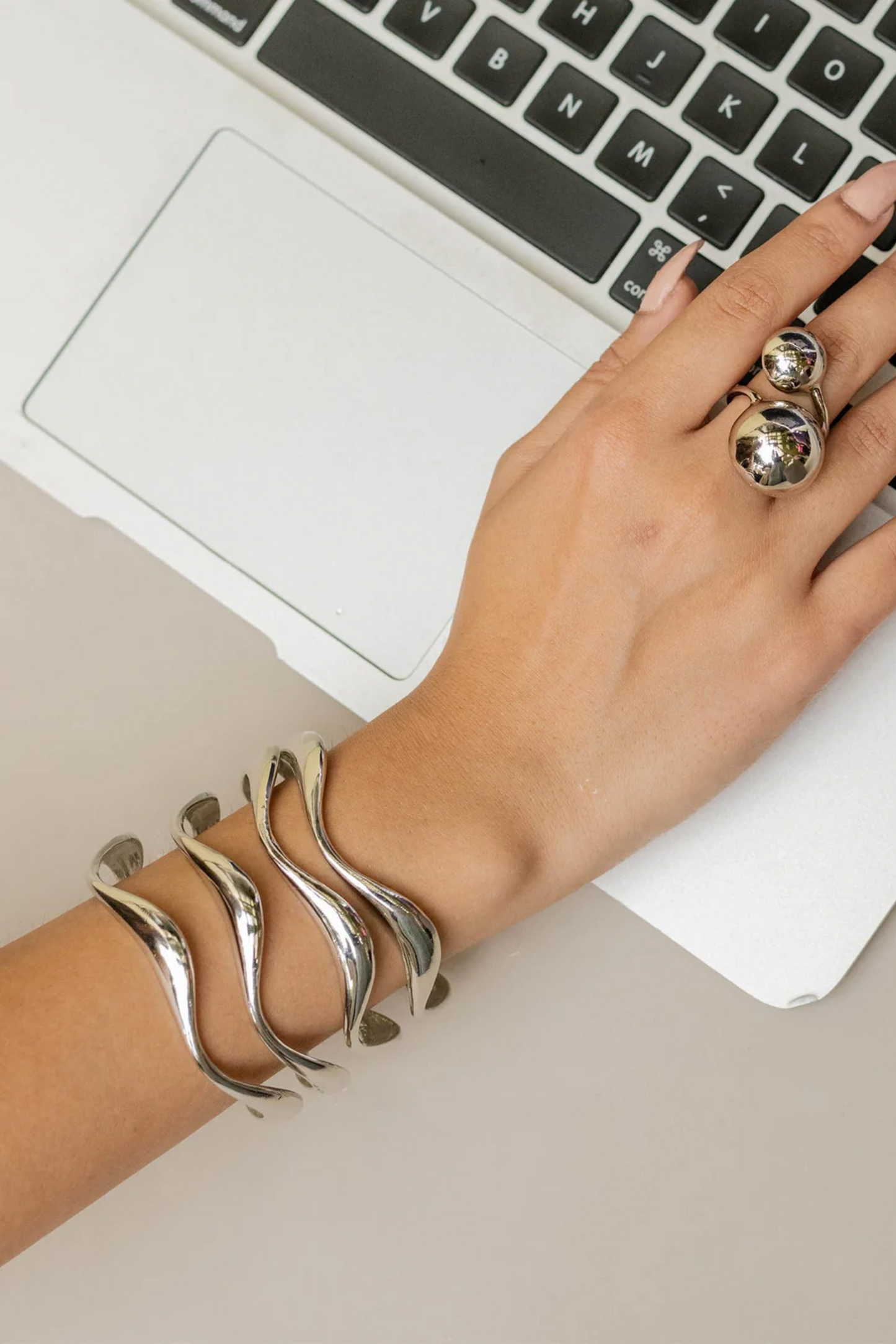 Livia Bangle - Silver