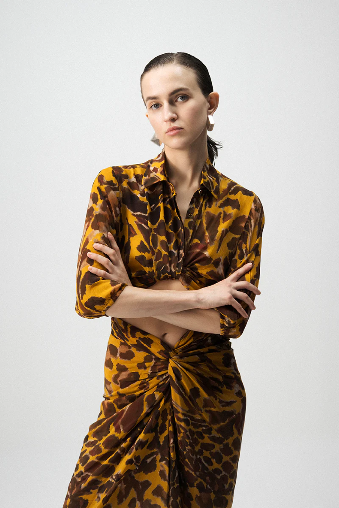 CHITARA TIE UP TOP AND KNOTTED SKIRT SET