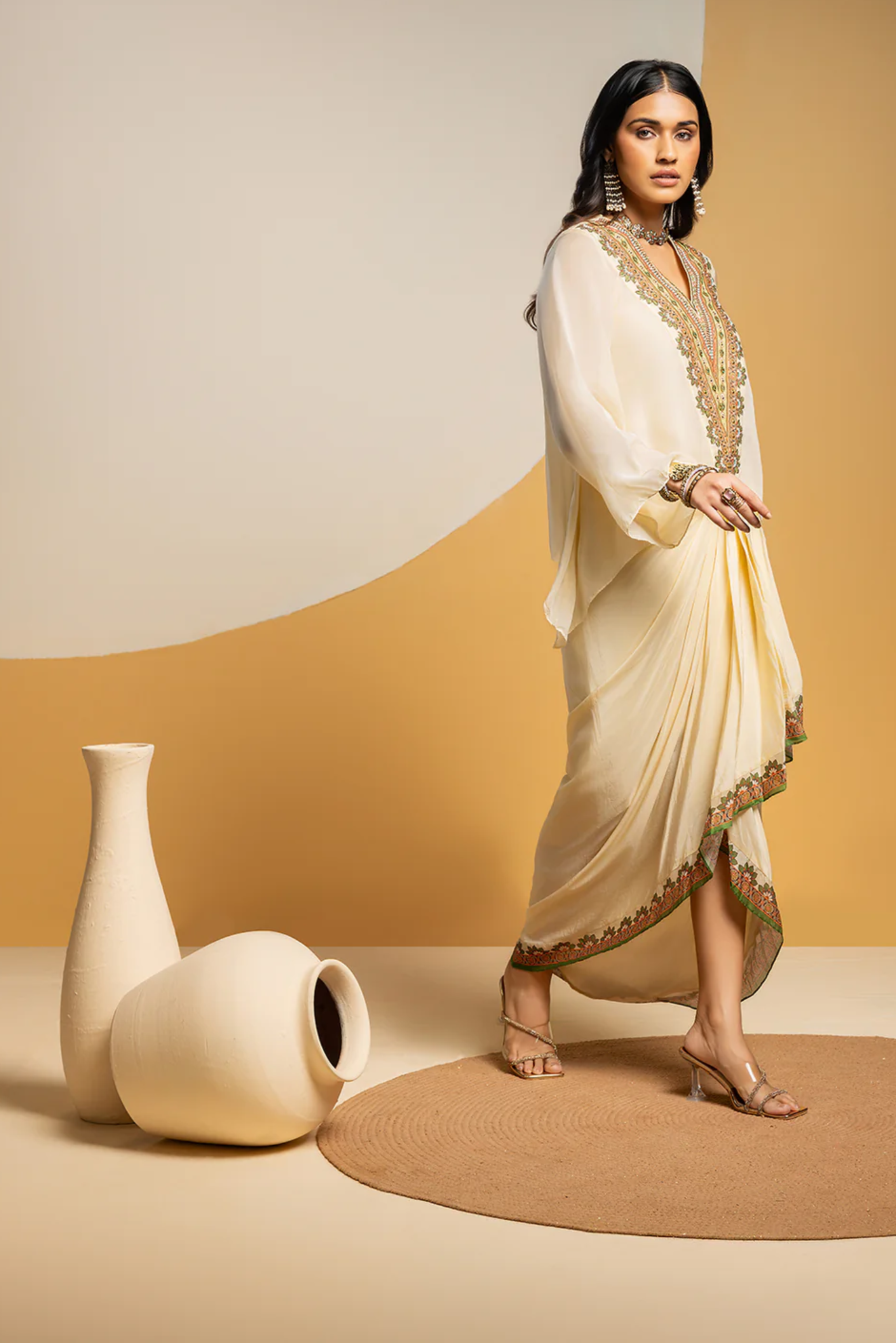 Taarani embellished V-neck drape skirt  set