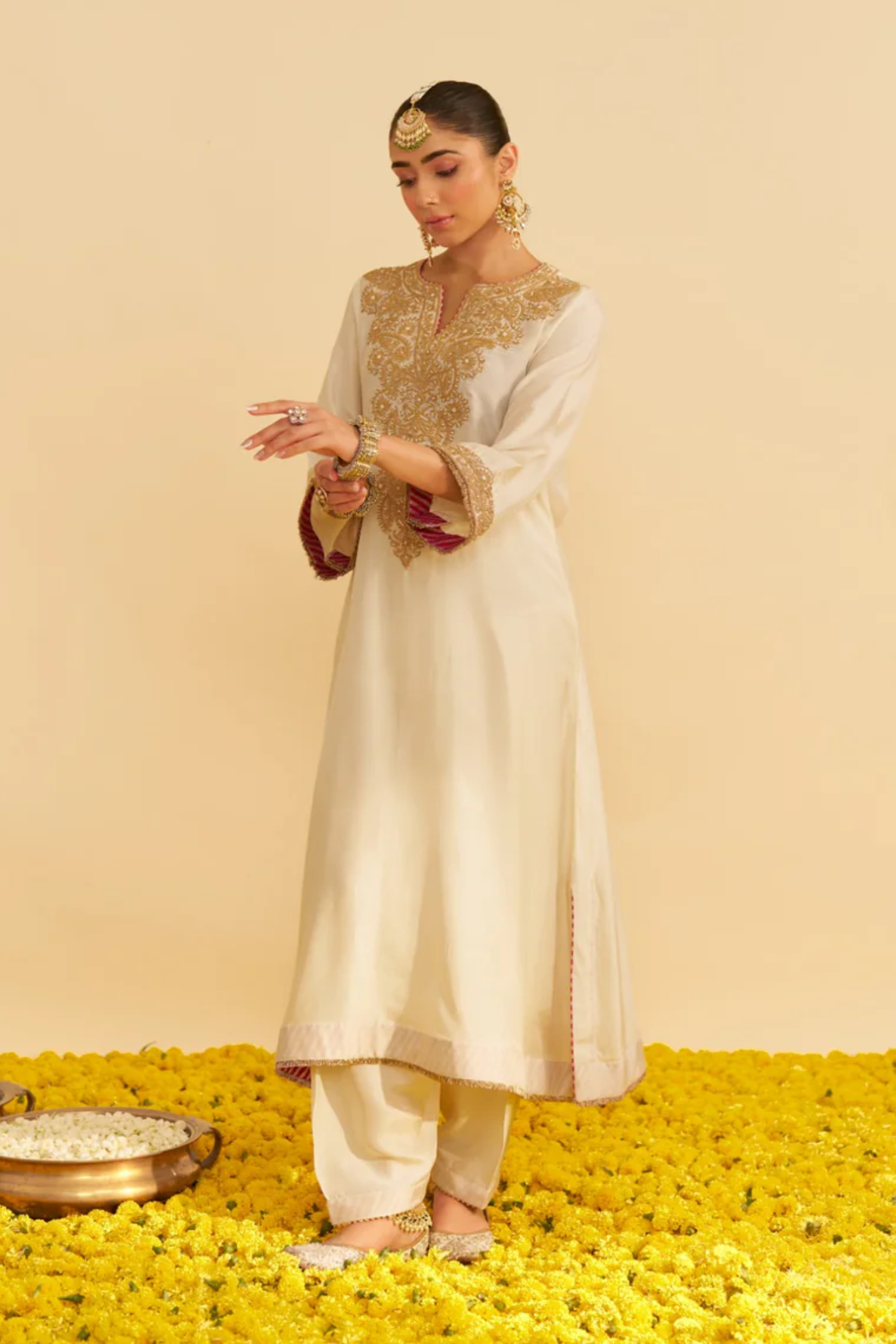 Hiba - Daisy Ivory Long Kaftan With Salwar
