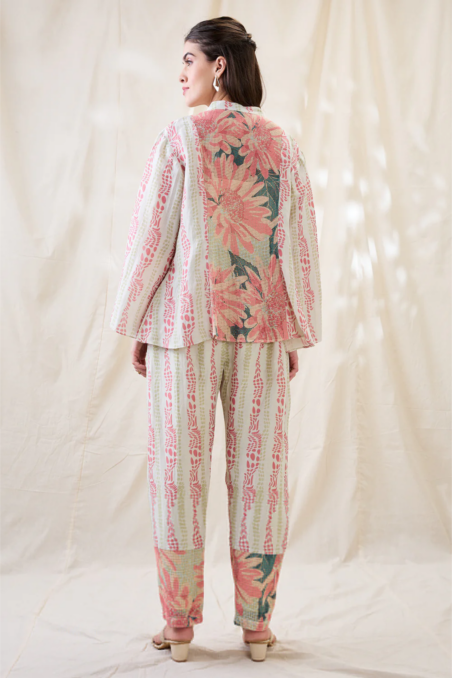 Ravya Embellished Front Tie-ups Co-ord Set
