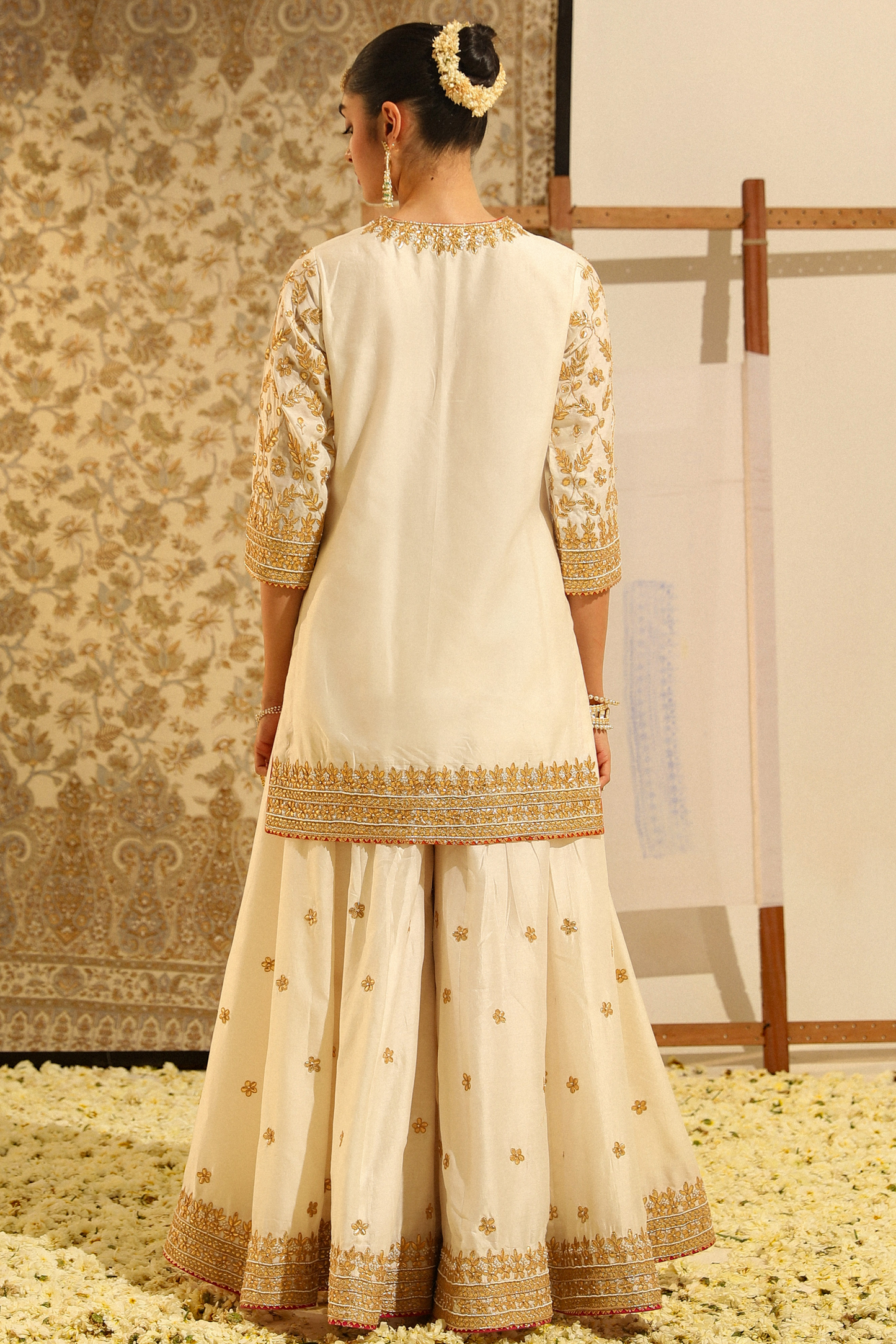 Suleman Hand Embroidered Kurta Sharara Set - Daisy Ivory