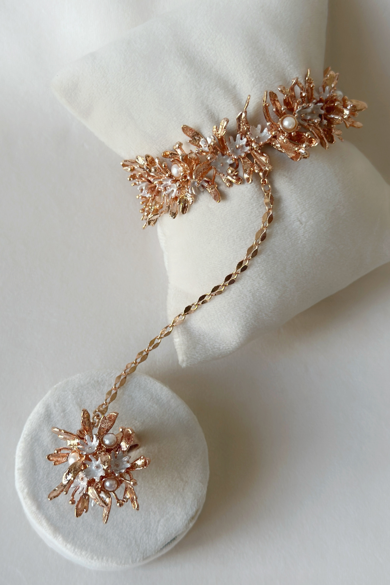 Blooming haathphool with pearls - Rose Gold