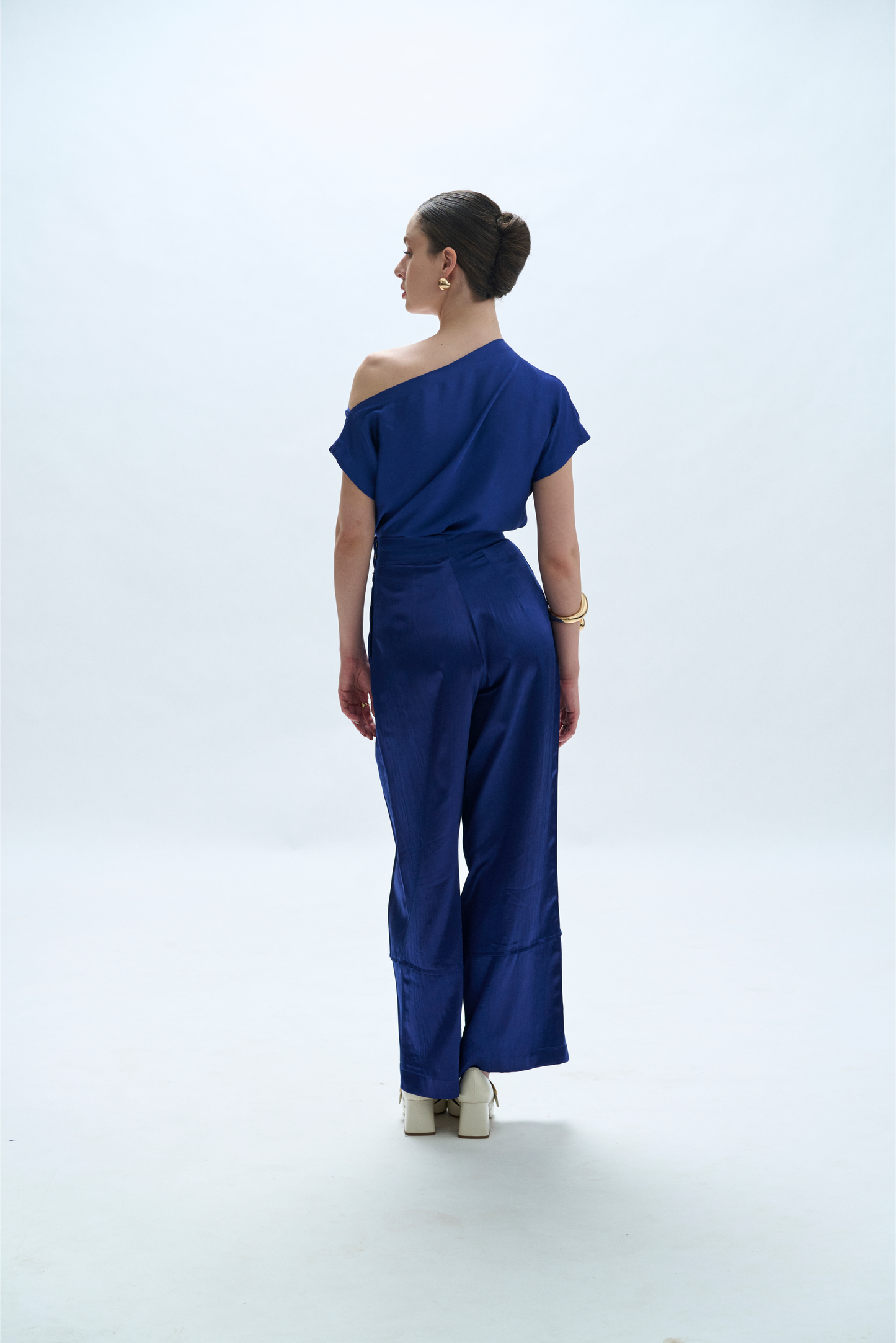 Boulevard Pleated Pants in Blue