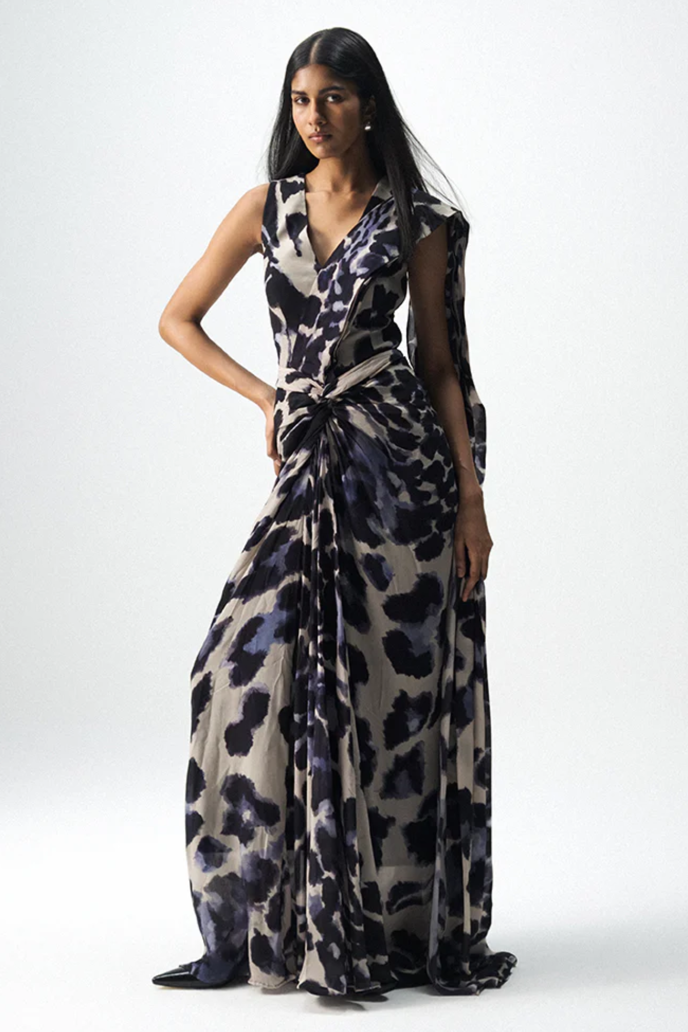 SAMBURU TOP AND PRE-DRAPED SAREE SET