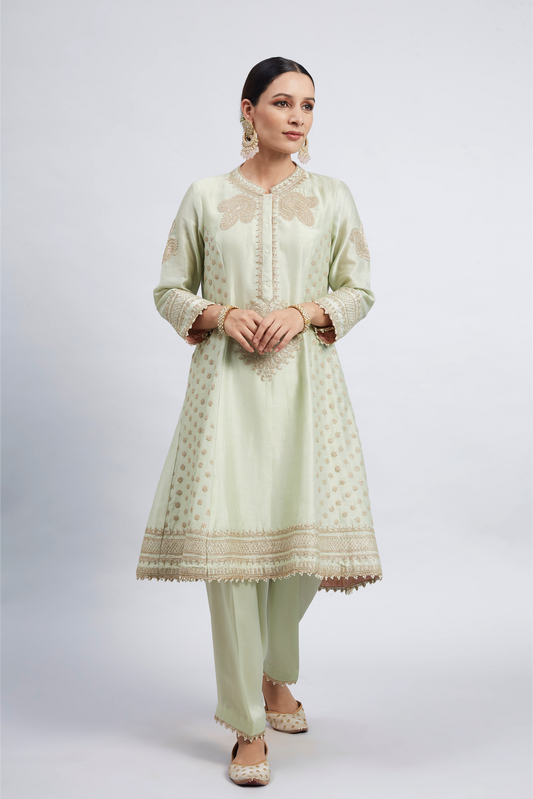 Naazira Embroidered Kurta Set - Mint Green